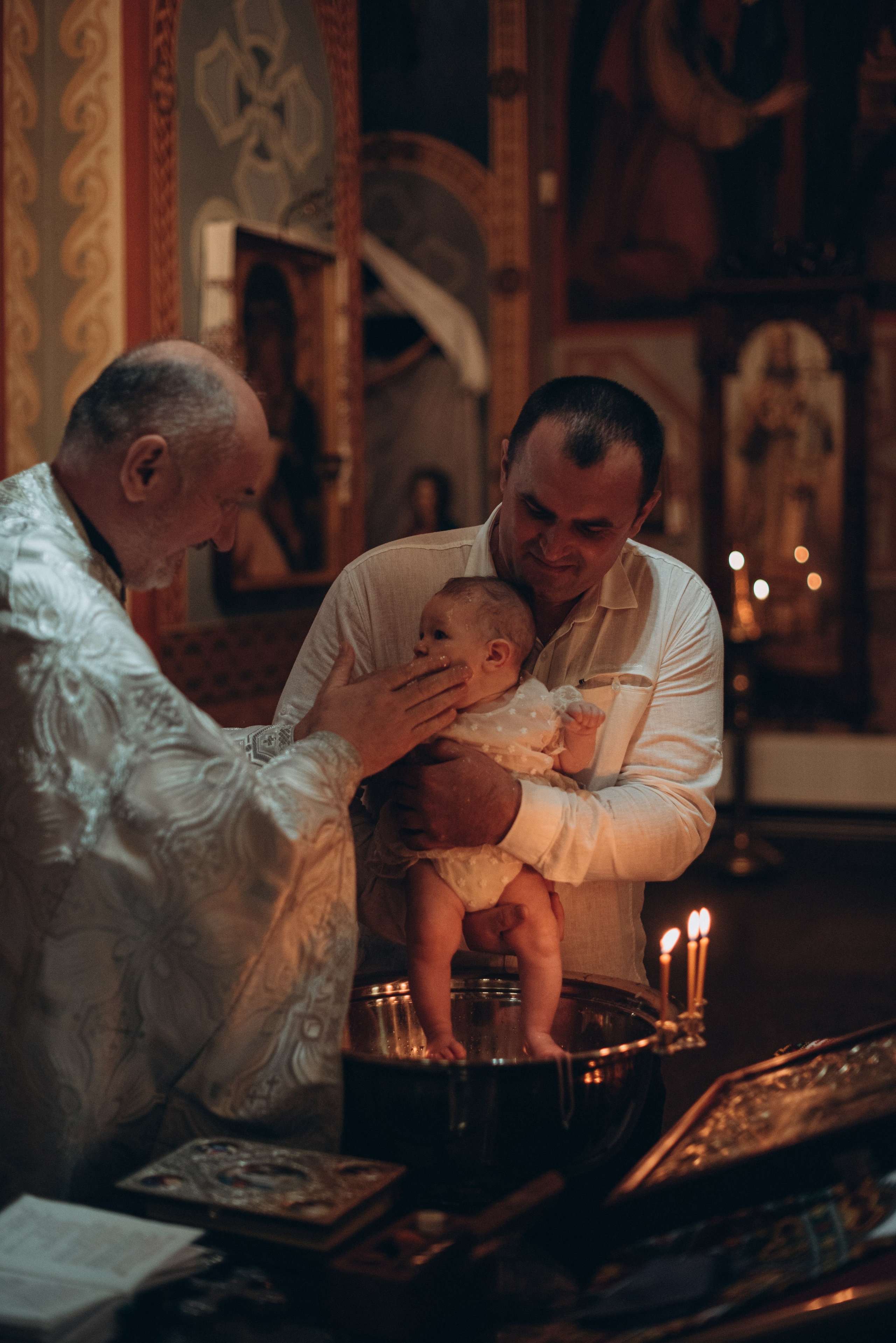 Хрещення Діаночки. Фотограф Київ