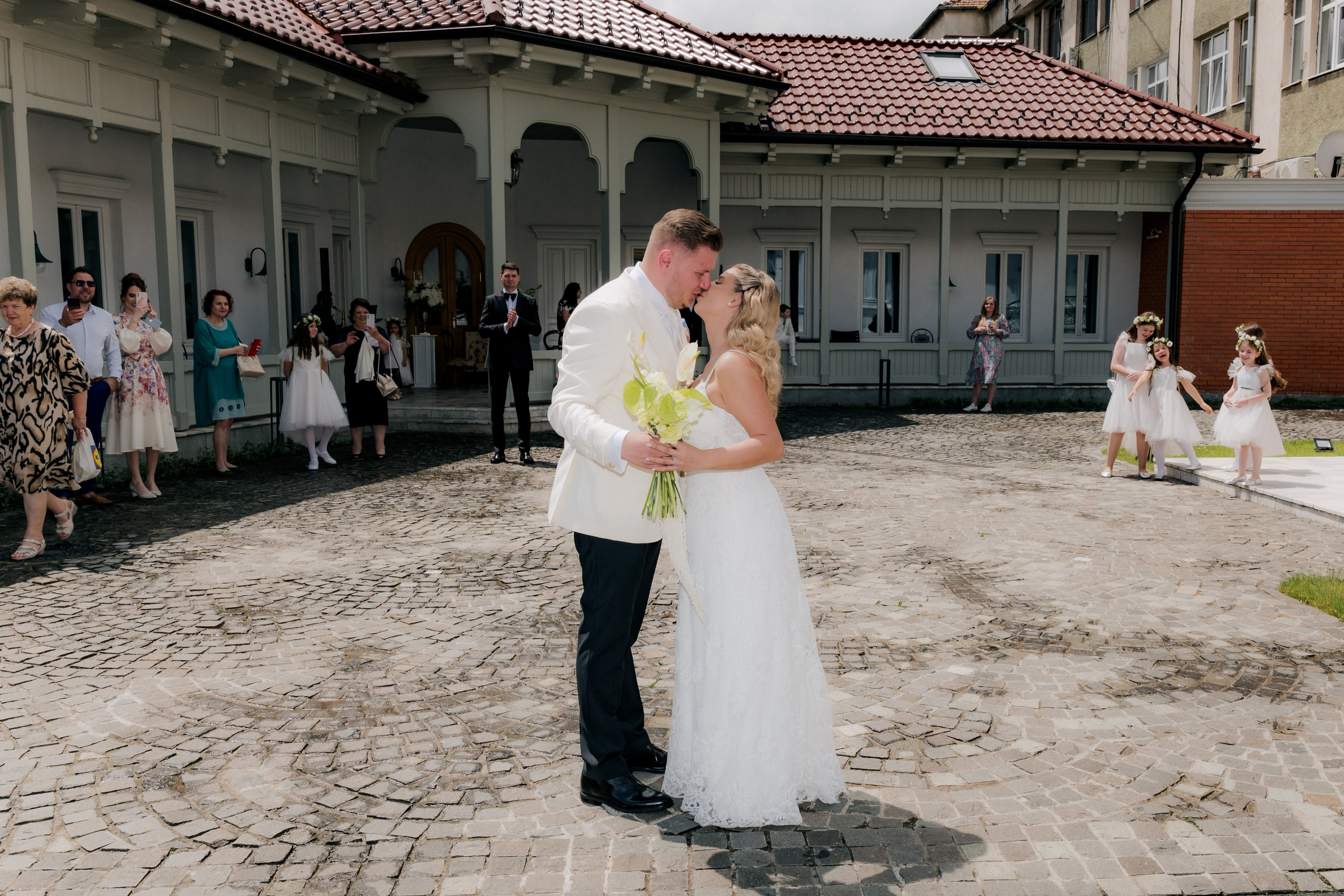 Alexandra & Tudor. Dragosbaciuartphotographer