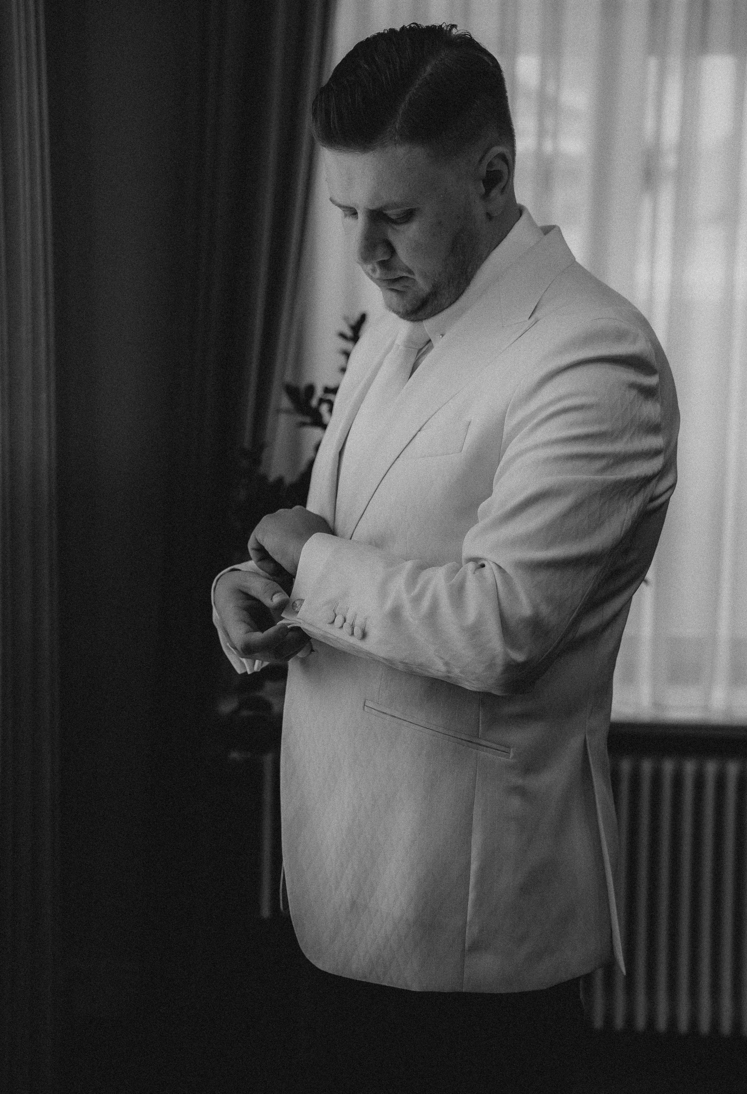 Alexandra & Tudor. Dragosbaciuartphotographer