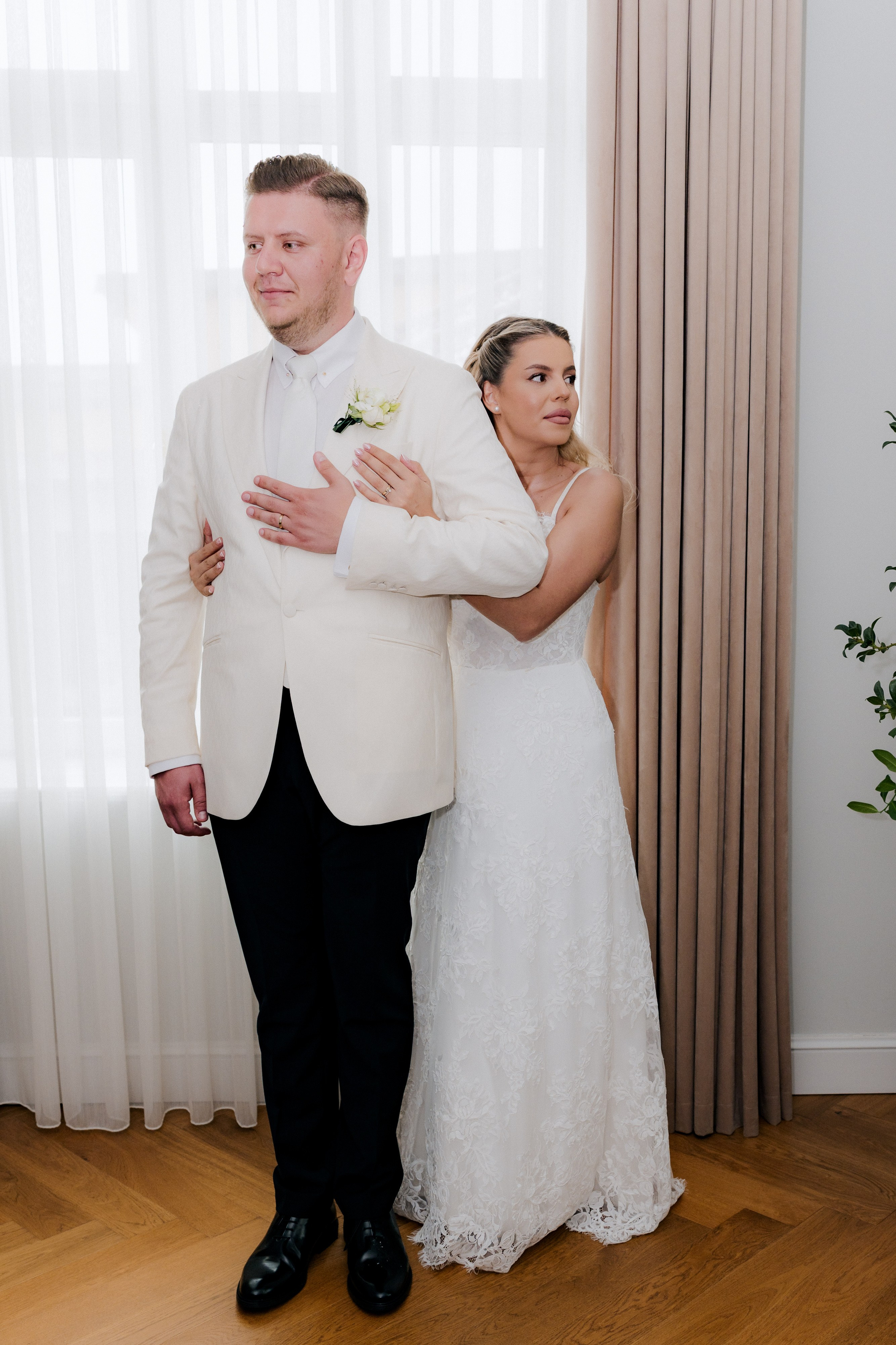 Alexandra & Tudor. Dragosbaciuartphotographer