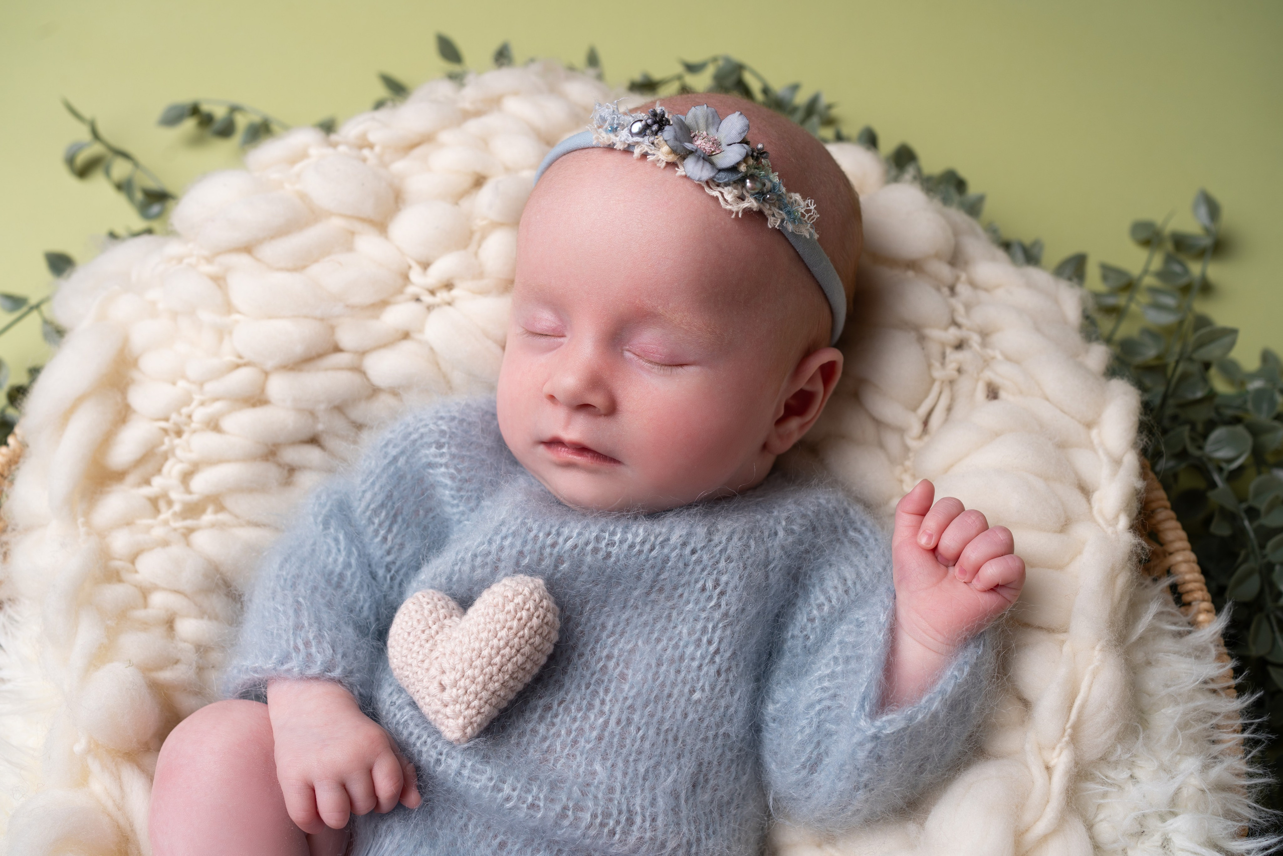 1+1. Neugeborenenfotografin und Retoucher in Augsburg Nastassia Schneider