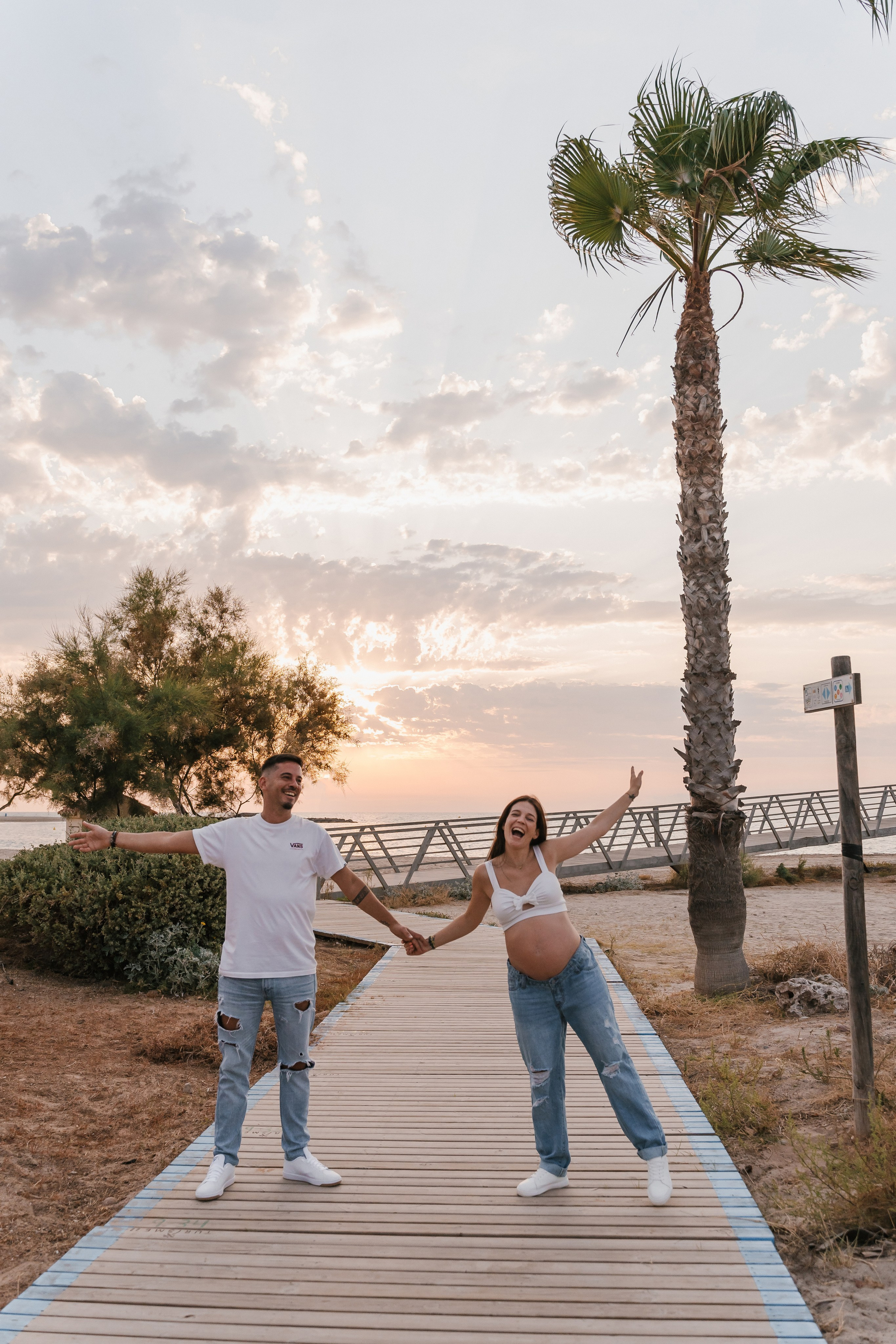 Gabriela y Jorge. Fotógrafa de bodas y familias en España, Valencia: Nadia ProFoto