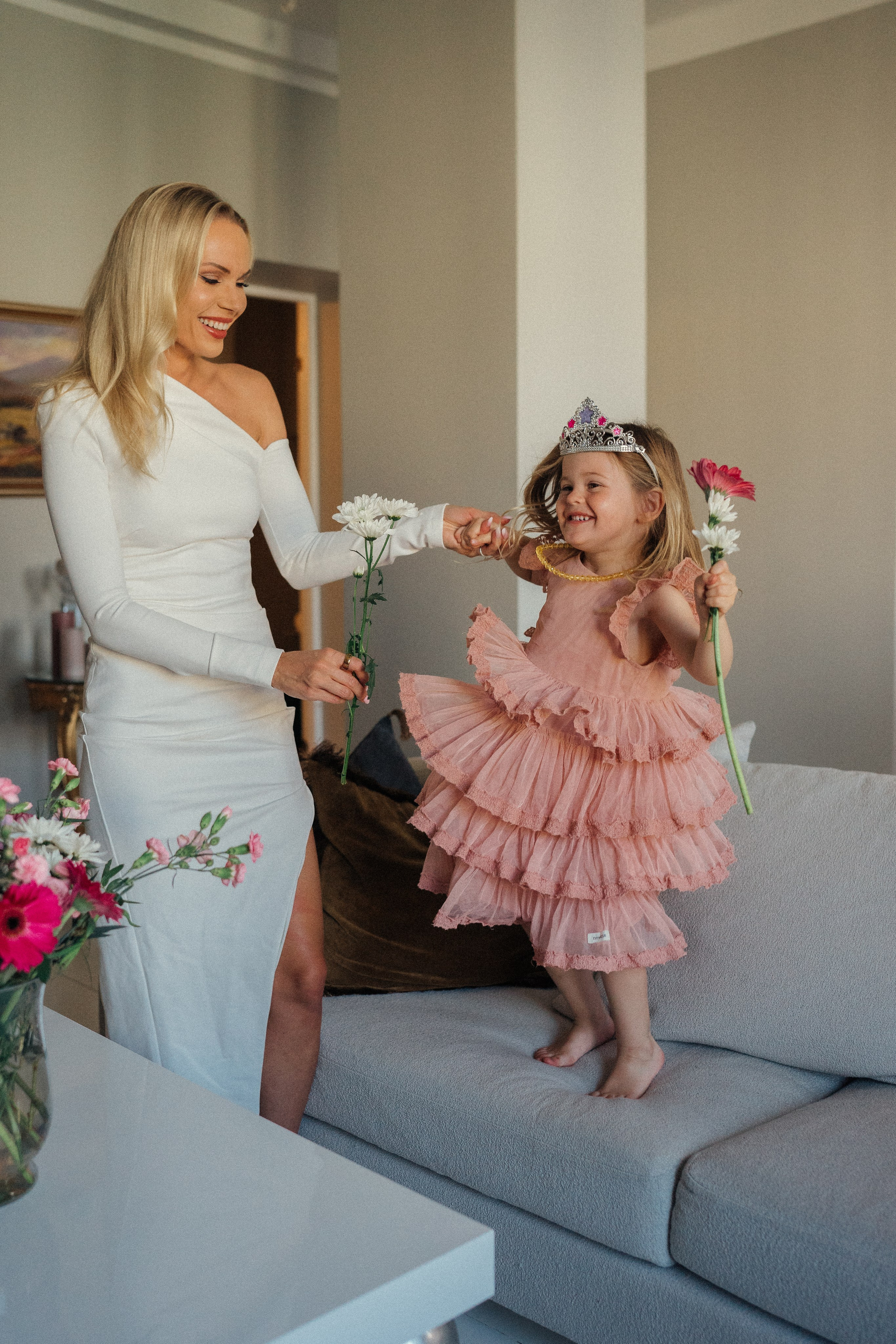 L&H. Wedding and potrait photographer in Helsinki Vickan O