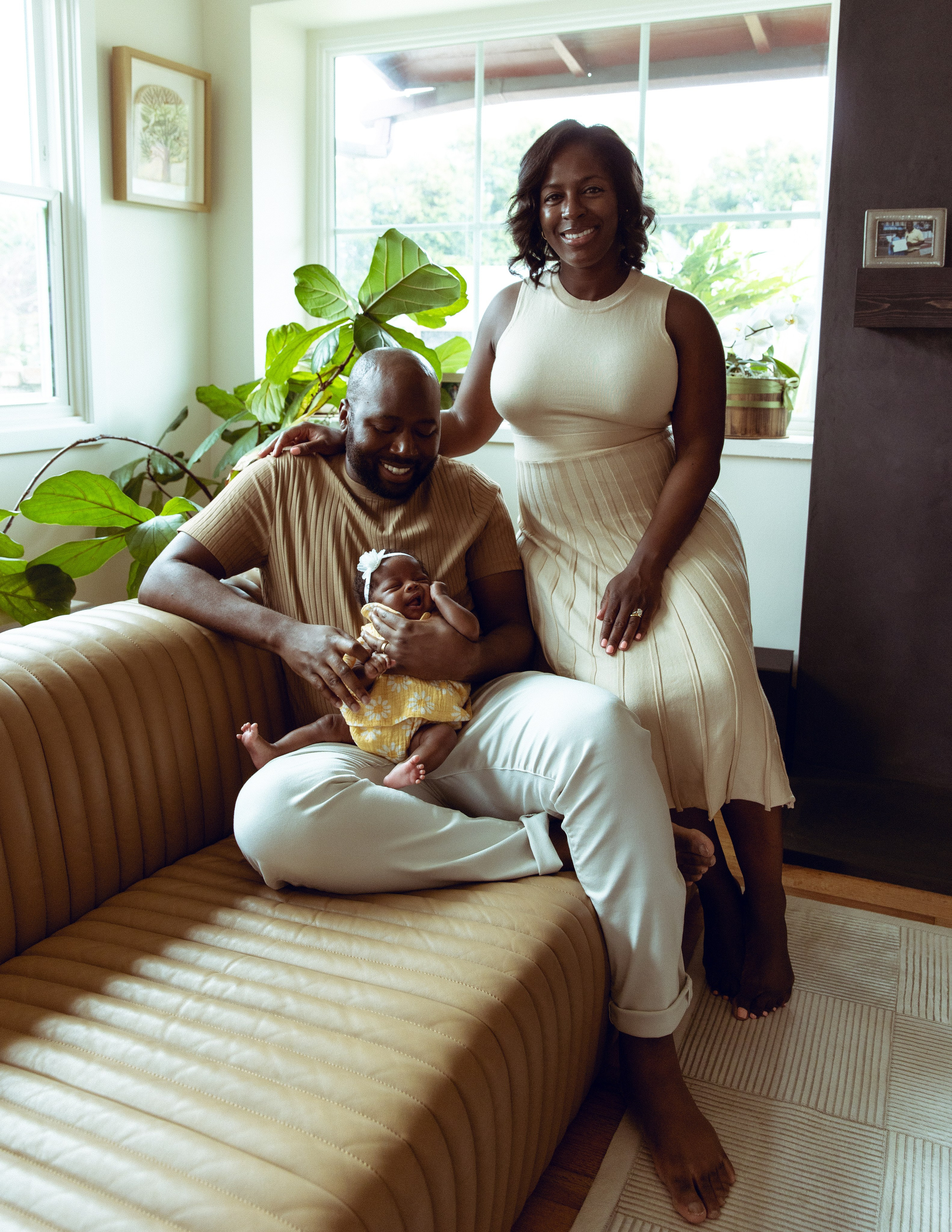 Lifestyle newborn. Los Angeles maternity, boudoir and family photographer