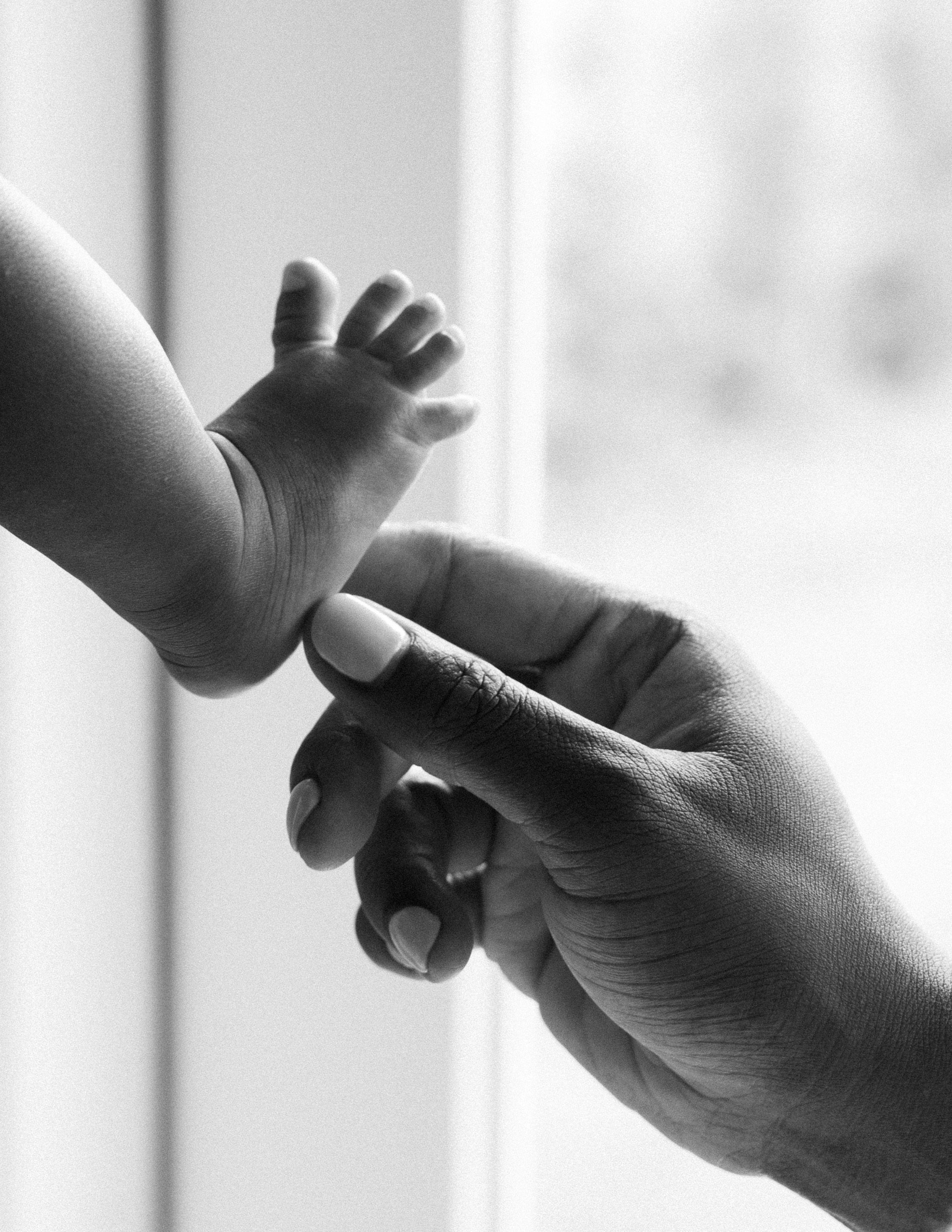 Lifestyle newborn. Los Angeles maternity, boudoir and family photographer