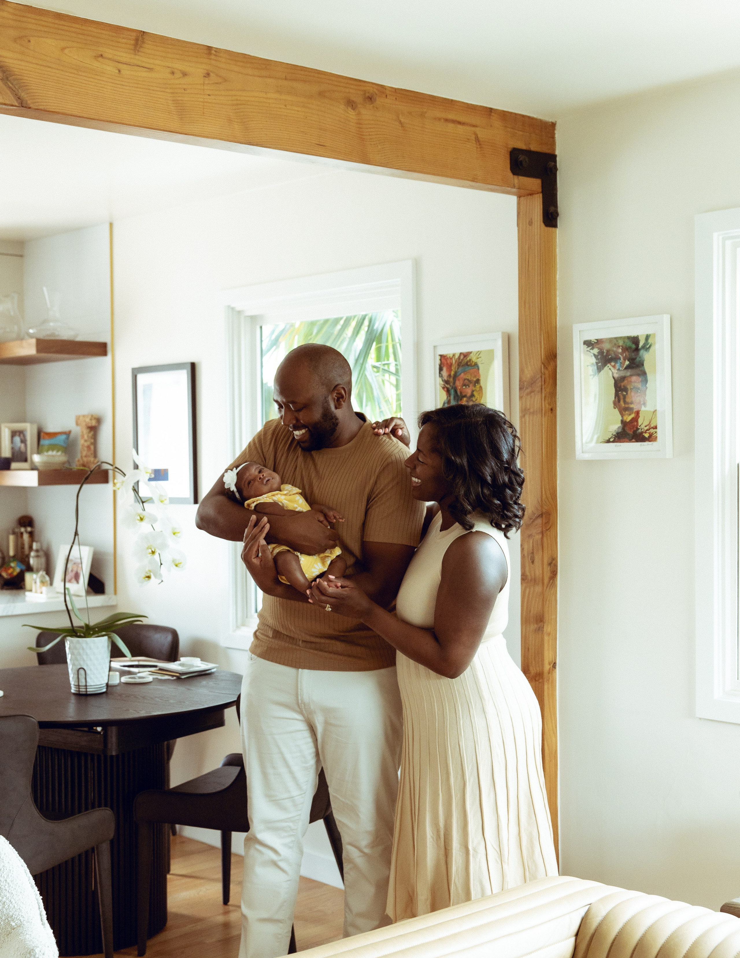 Lifestyle newborn. Los Angeles maternity, boudoir and family photographer