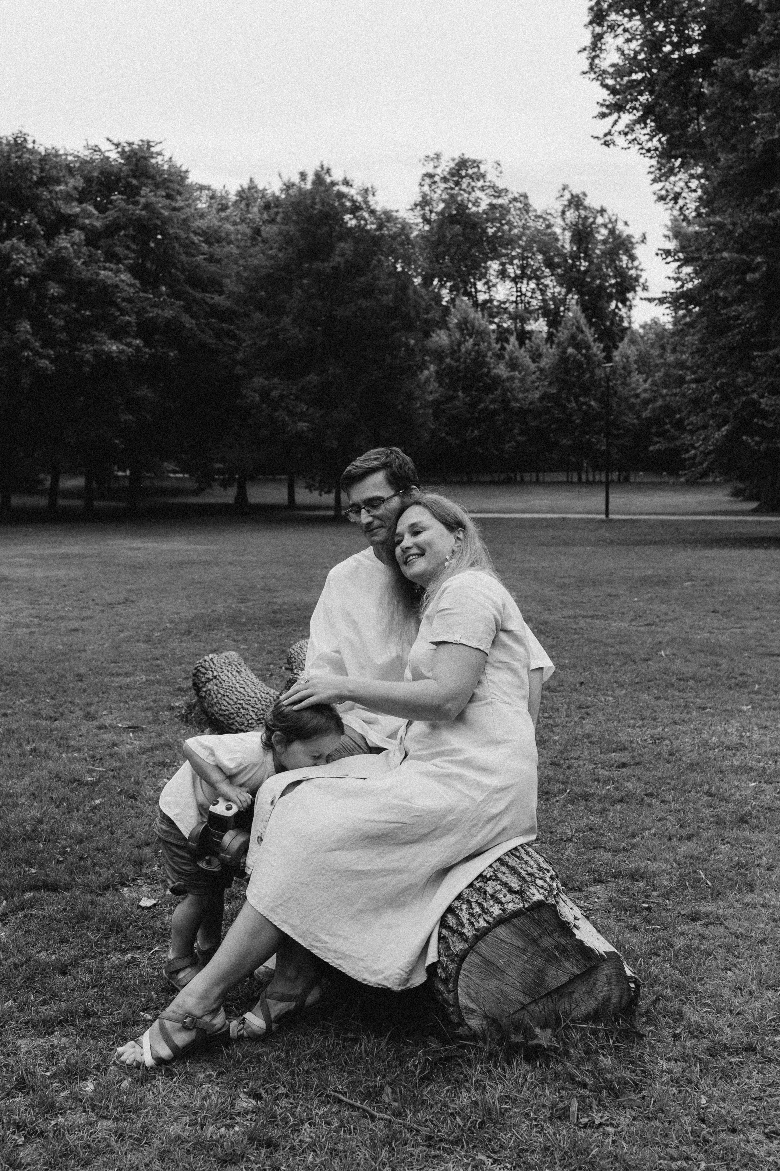 Kaivopuisto. Wedding and potrait photographer in Helsinki Vickan O