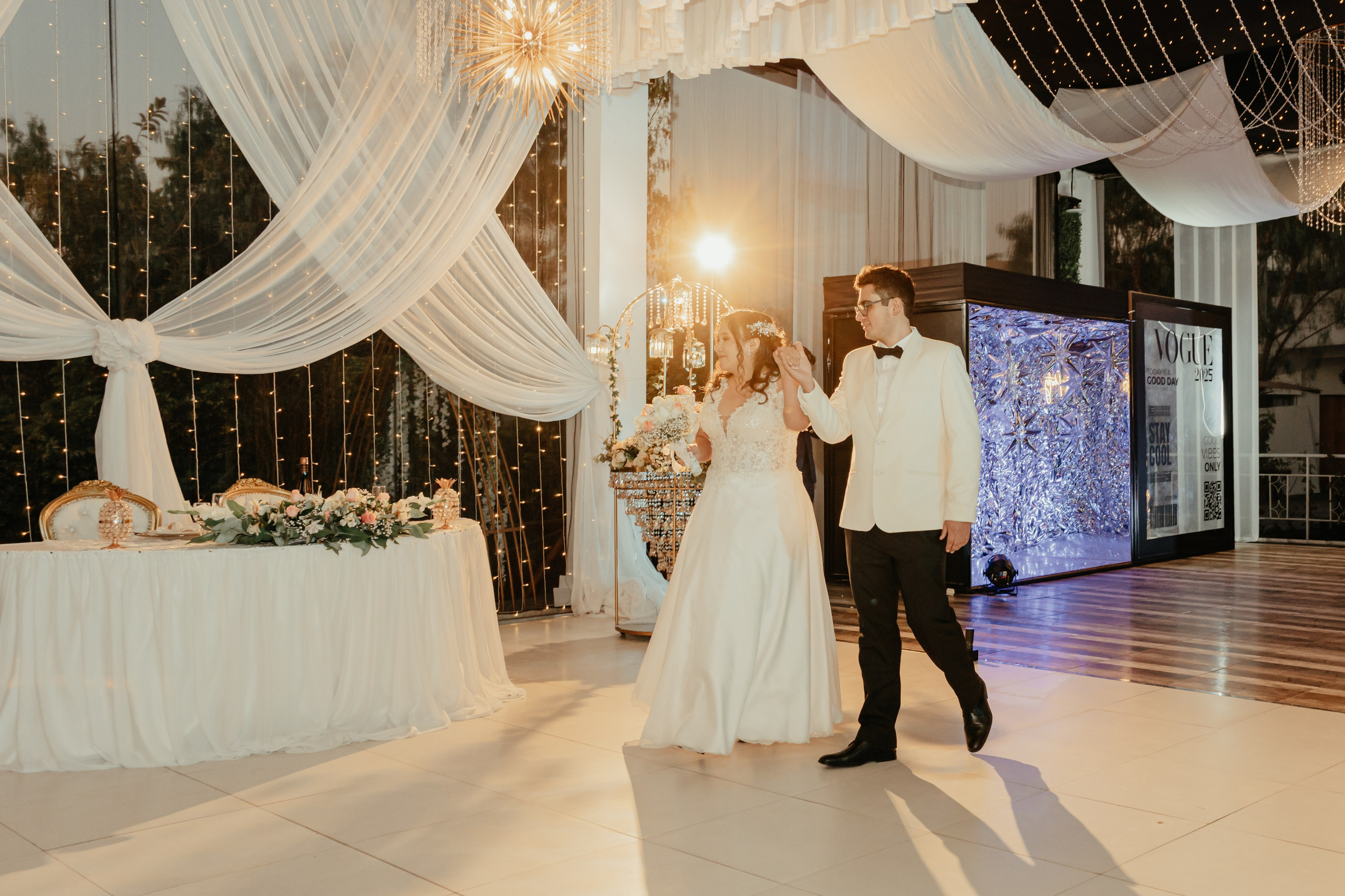 VANIA + LUIS BODA CIVIL. Studio KVTA | Fotografía y Video de Bodas en Arequipa