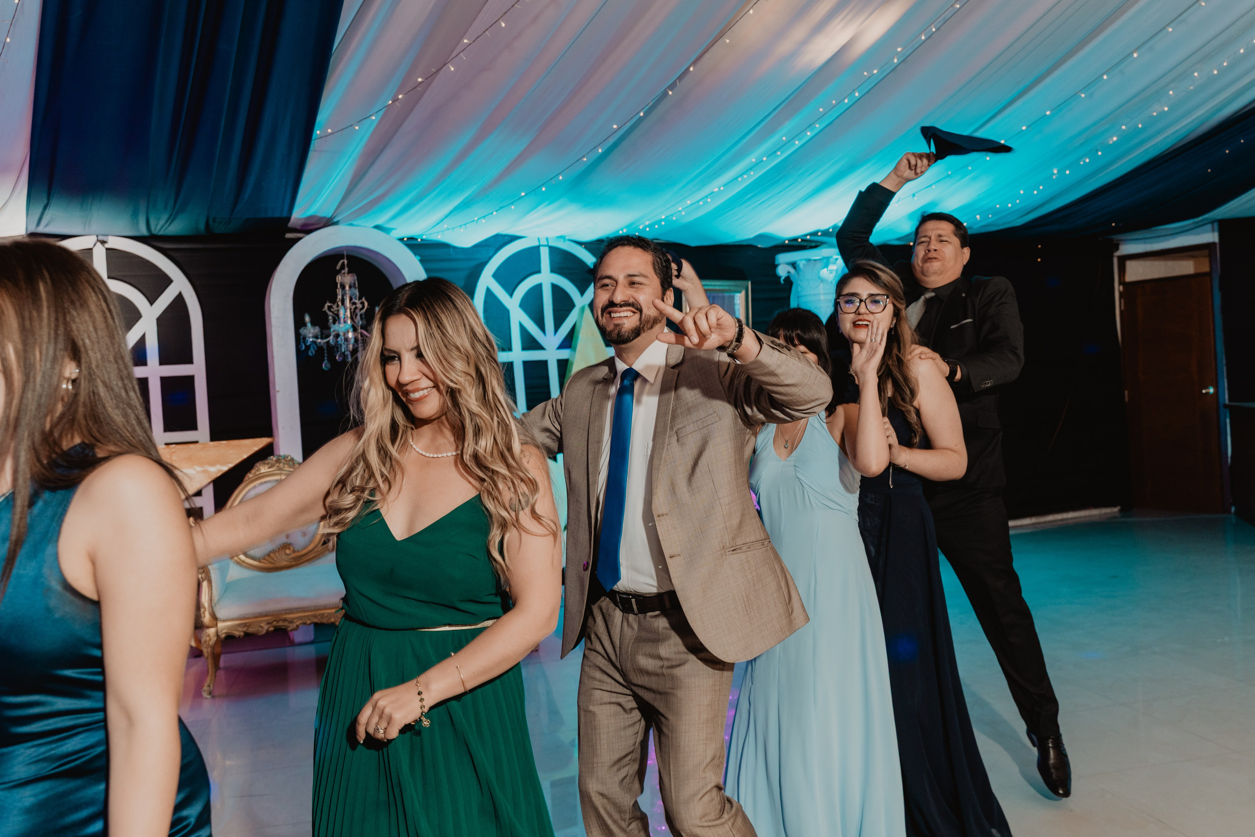GABRIELA + JORGE | BODA CIVIL RELIGIOSA. Studio KVTA | Fotografía y Video de Bodas en Arequipa