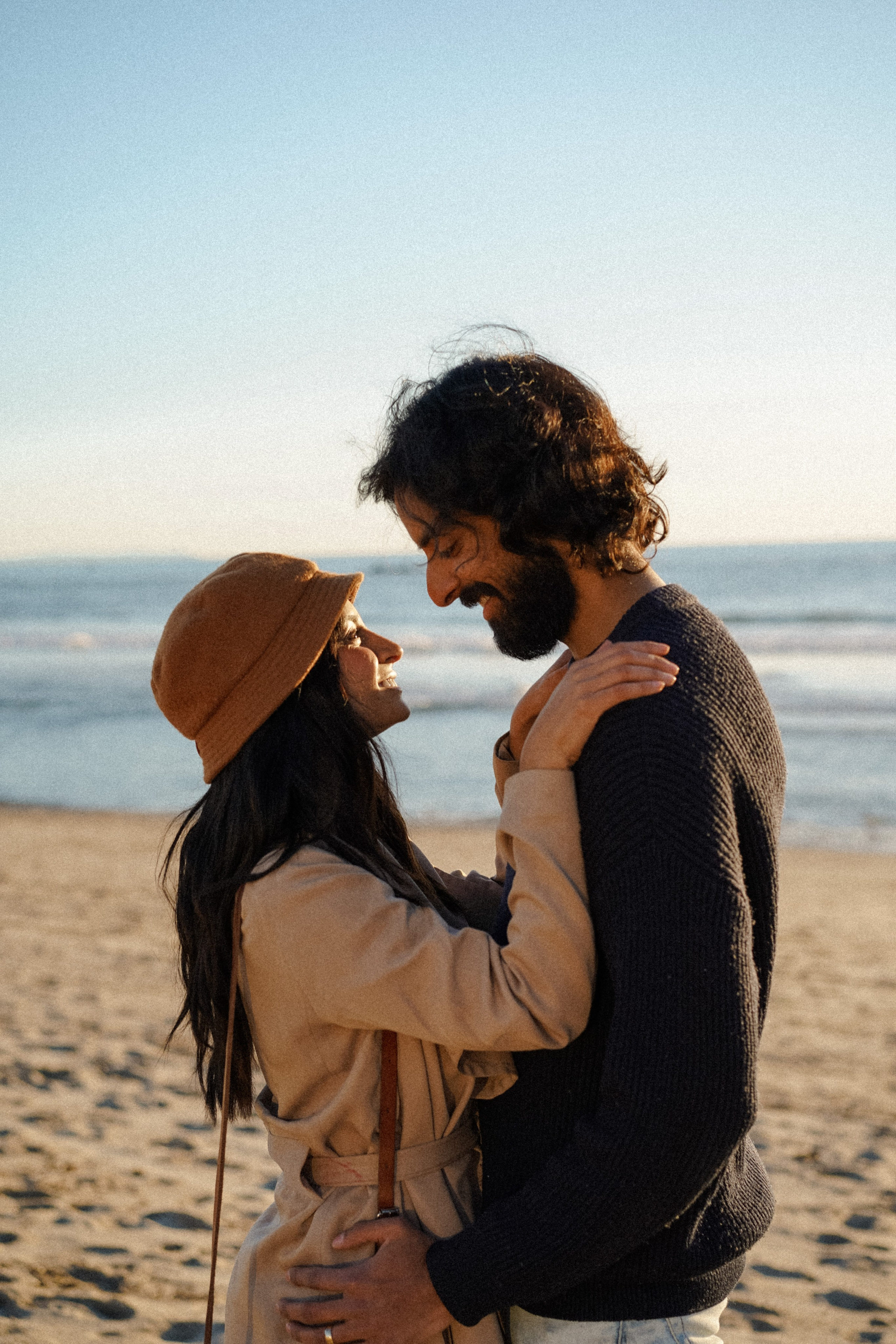 Love story photoshoot. Engagement photoshoot. Couple photoshoot. Malibu. Family photoshoot, Get away photoshoot in California. Beautiful love story photoshoot.