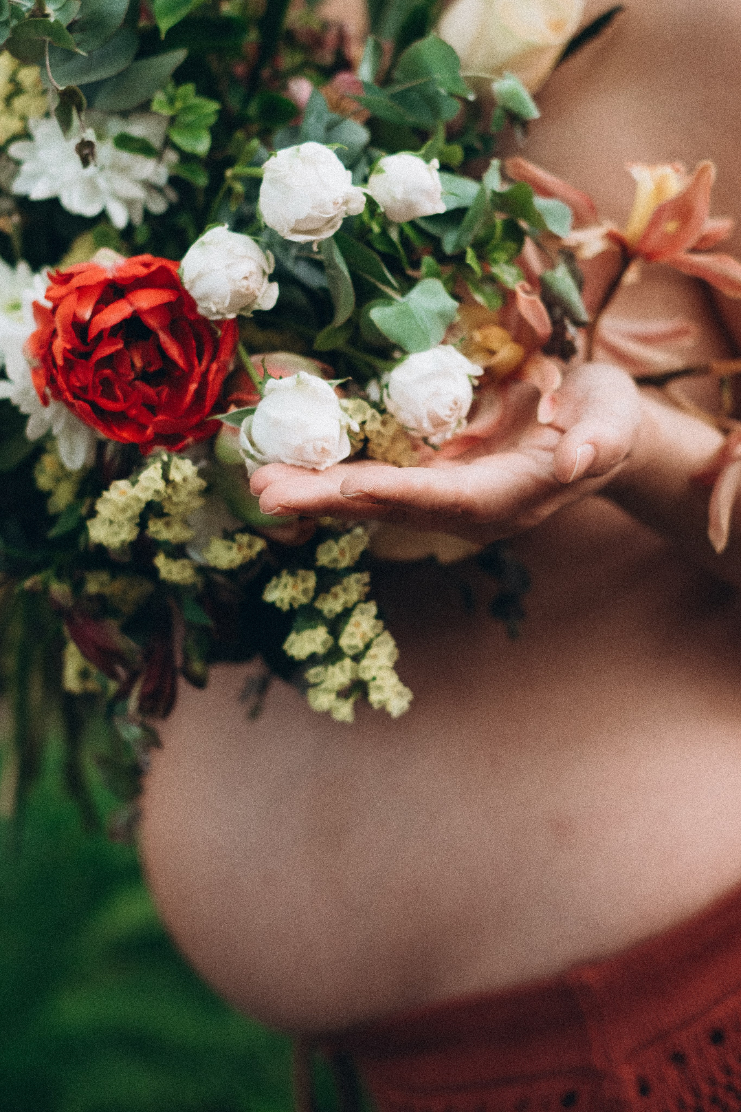 Maternity Photoshoot in Portugal — Artistic Pregnancy Session