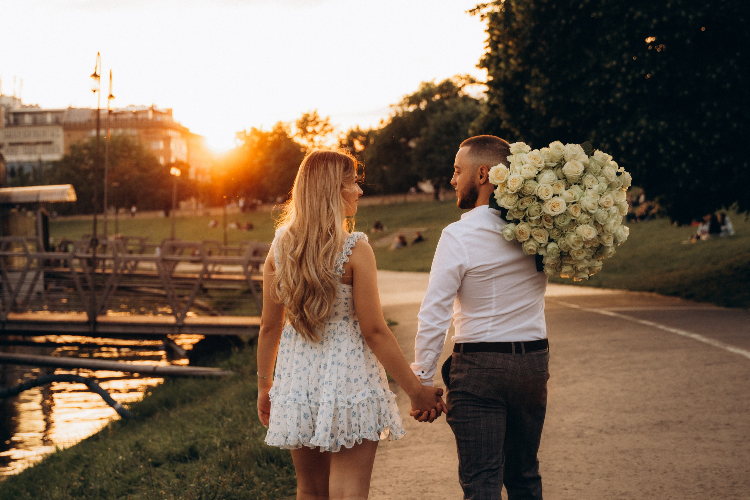 Golden Hour. Fotograf Katowice – sesje indywidualne, rodzinne, ślubne
