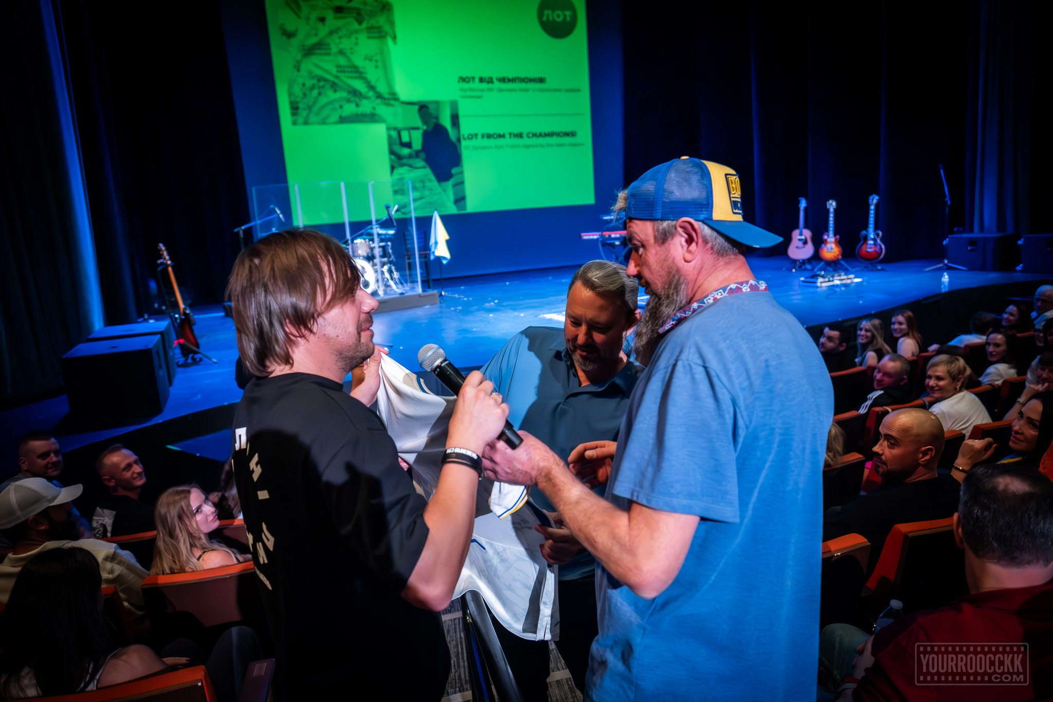 BEZ OBMEZHEN | SACRAMENTO. Reportage concert portrait photography in the San Francisco Bay Area