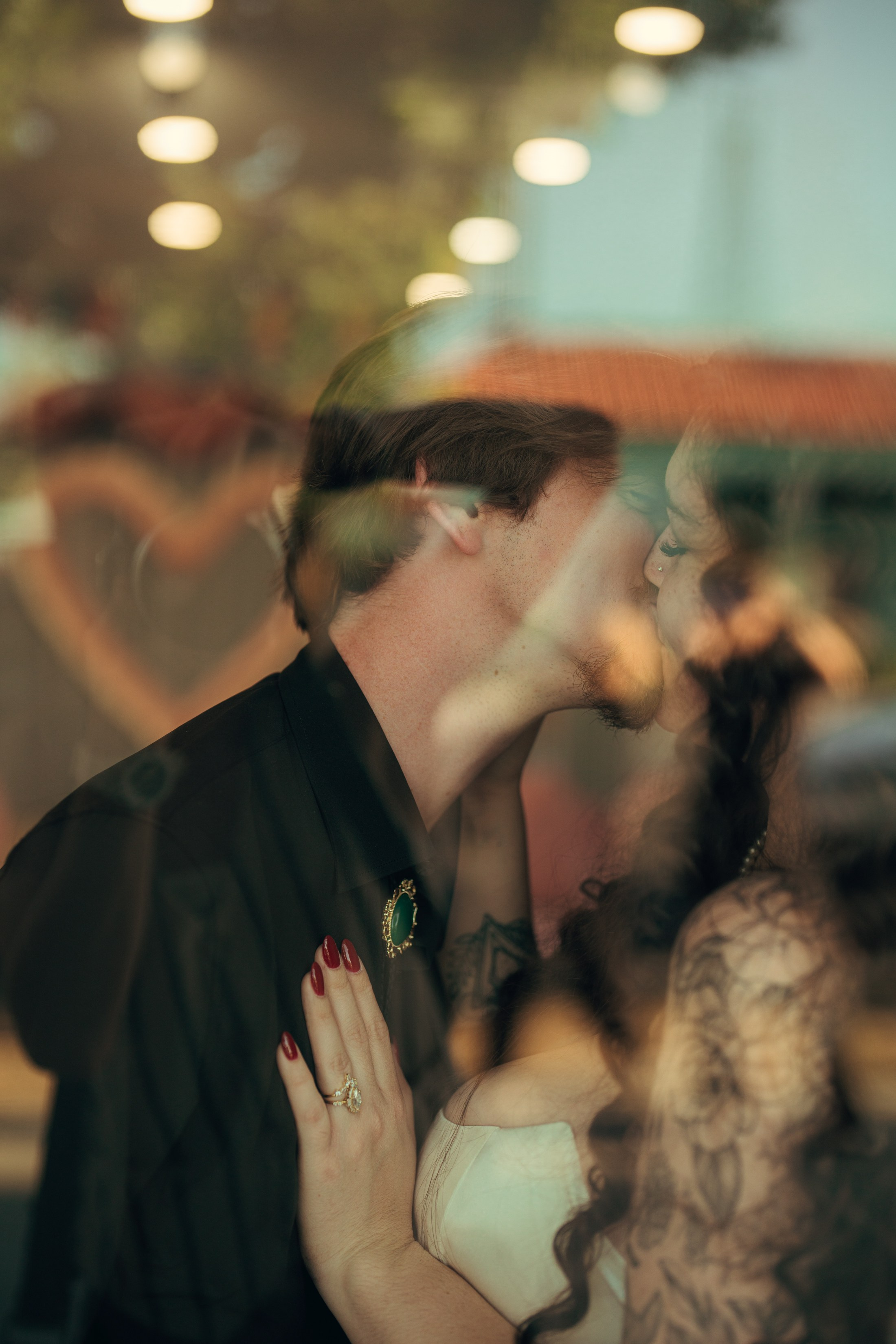 Wanda&Chance. Wedding & elopement photographer Viktoriya Kravtsov. Las Vegas