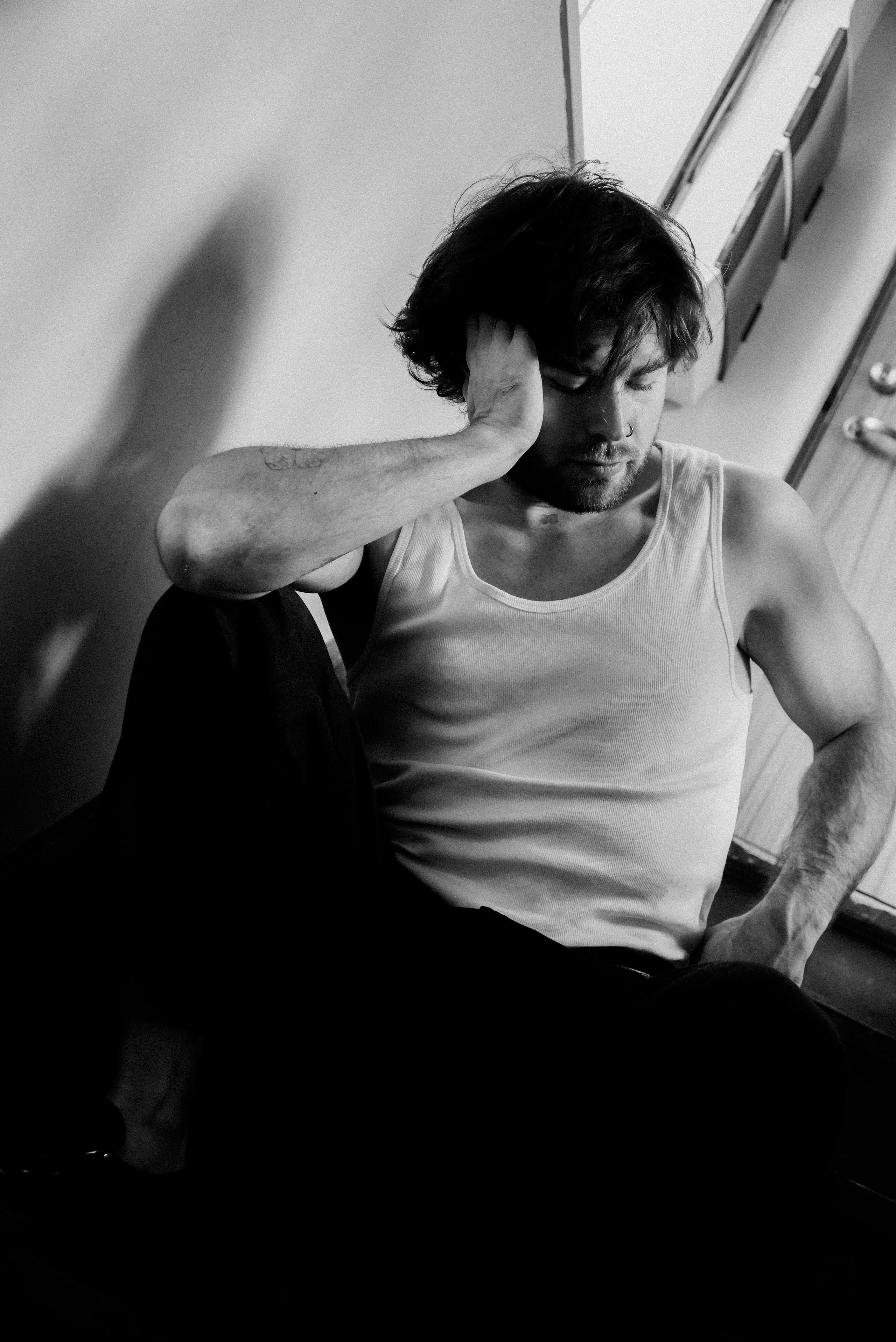 Valgus põleb meie sees. Meeste ja naiste fotograaf Tallinnas Anna Sipari