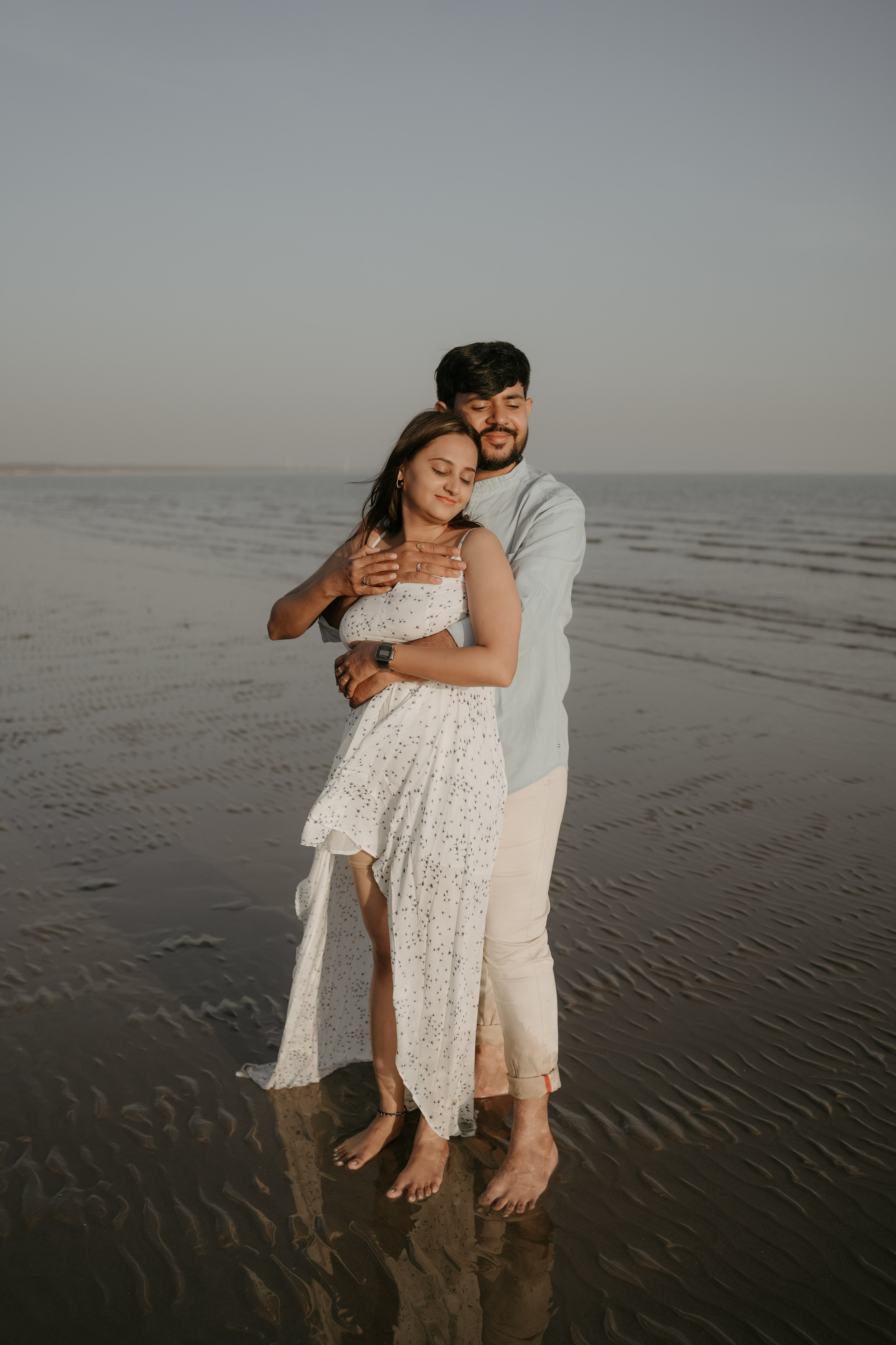 COUPLE SESSIONS. Love Emotions Weddings