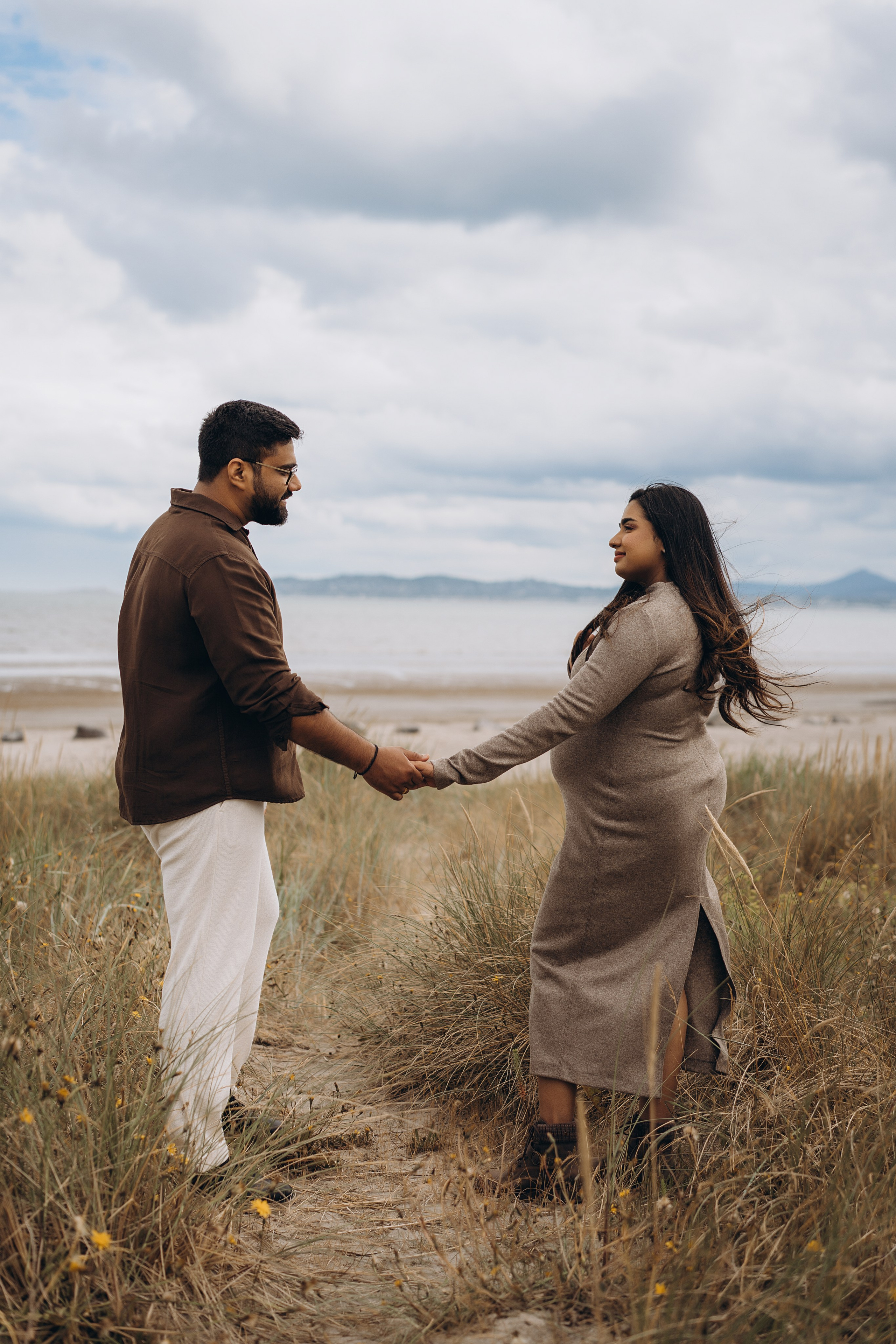 Meera: Bull island. Maternity/Love story/Wedding photographer