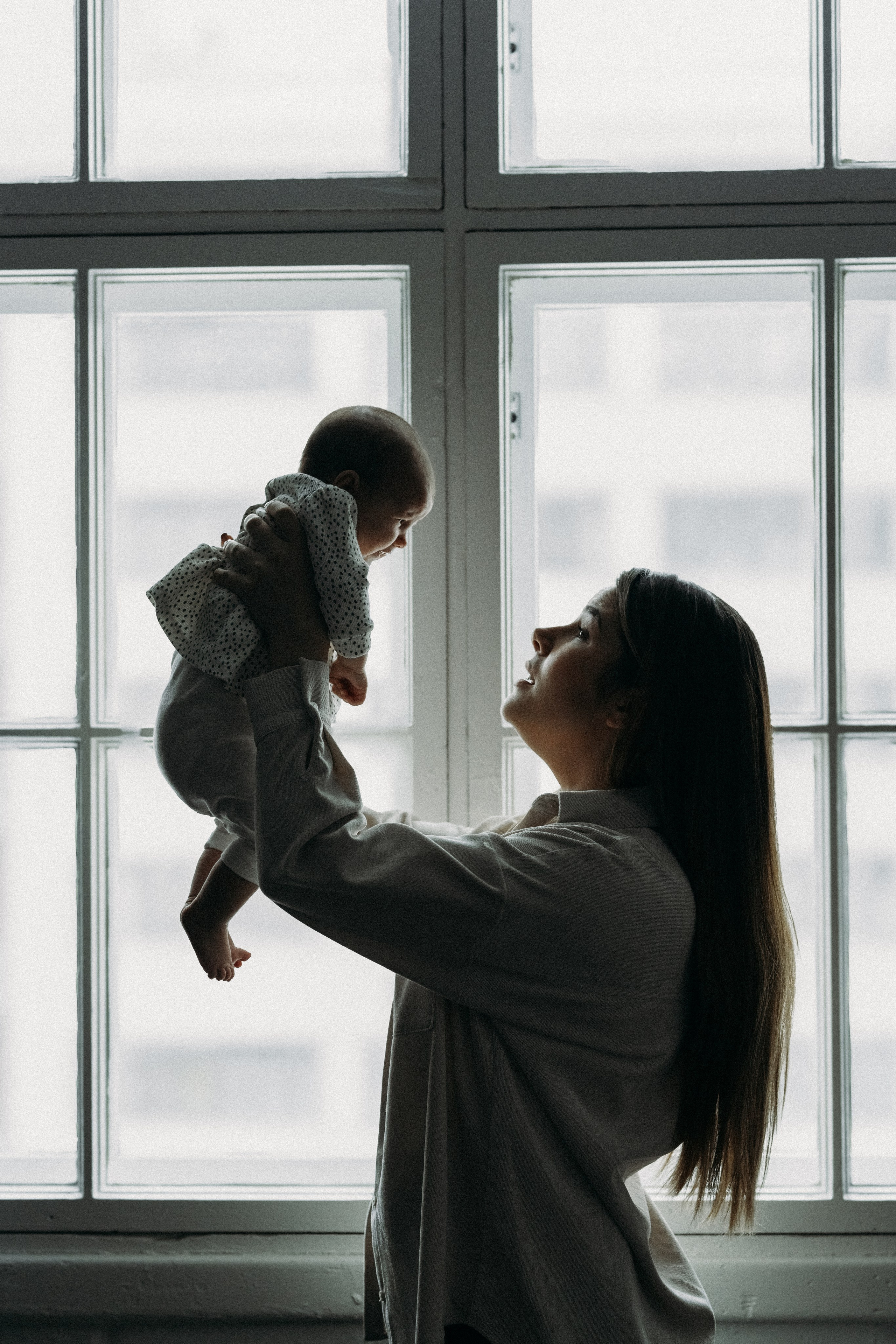 Family, bnw, photoshoot. Wedding and potrait photographer in Helsinki Vickan O