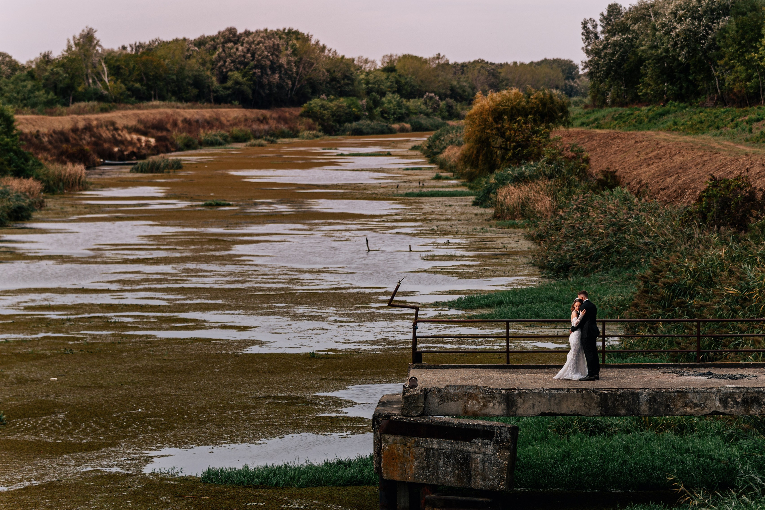 MLADENCI. Fotografi iz Backog Petrovca David i Andrea Stojanovic