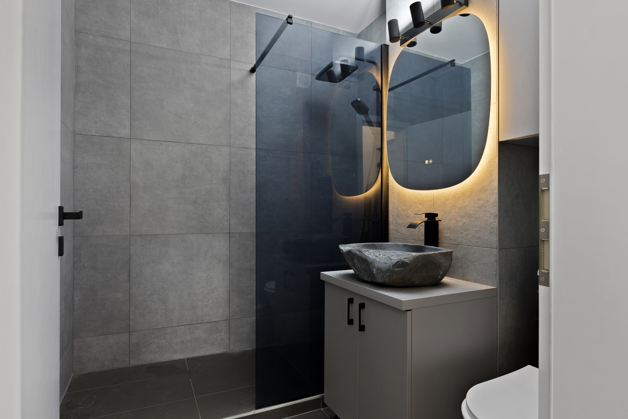 INTERIOR - REALESTATE. Samuel Ciobanu