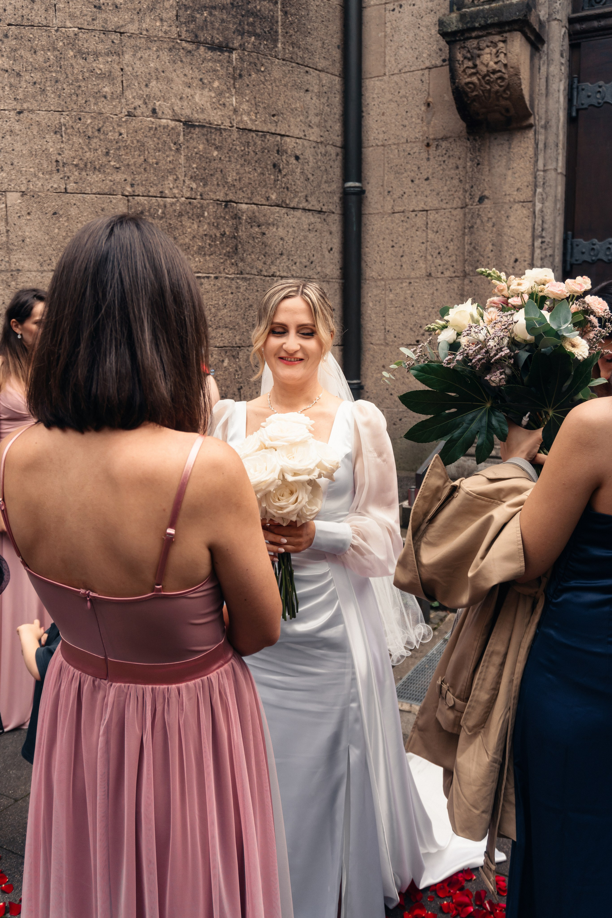 D & M im Restaurant Elfrather Mühle. Wedding Photographer Germany