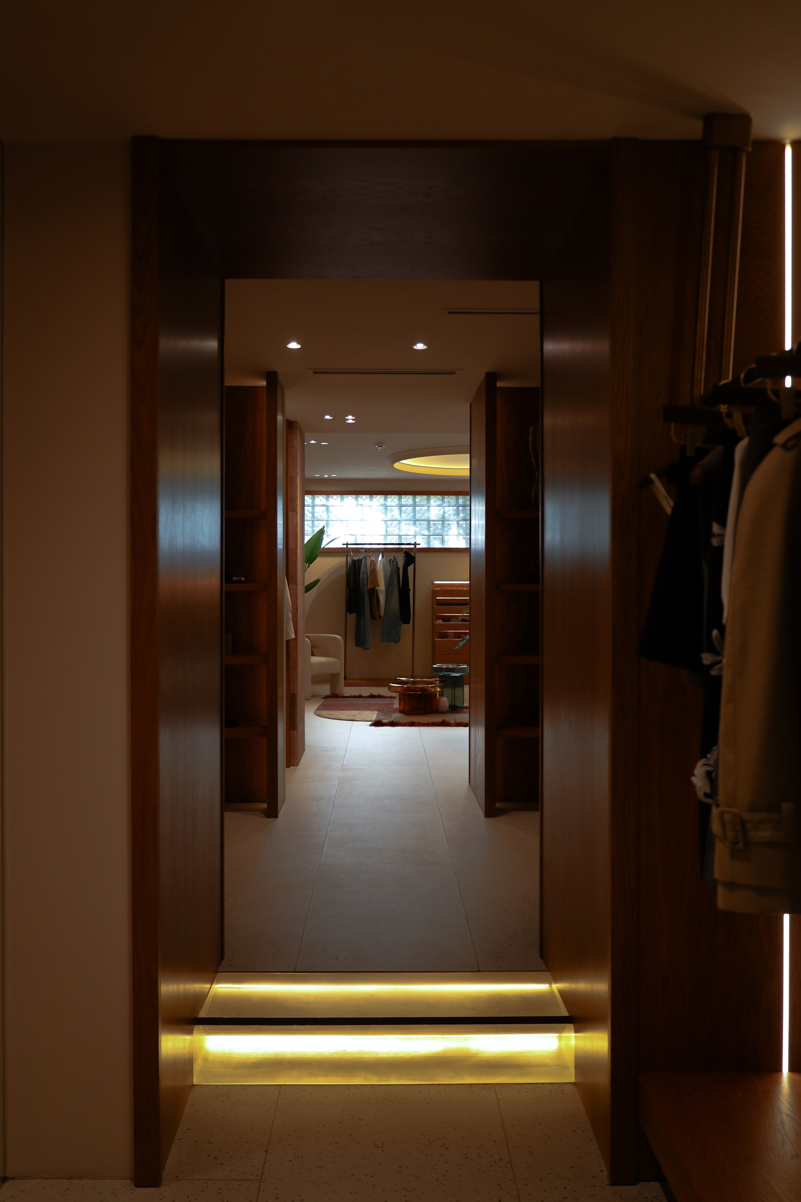 Events & factory reportage (rien-à-porter). Asmikiam