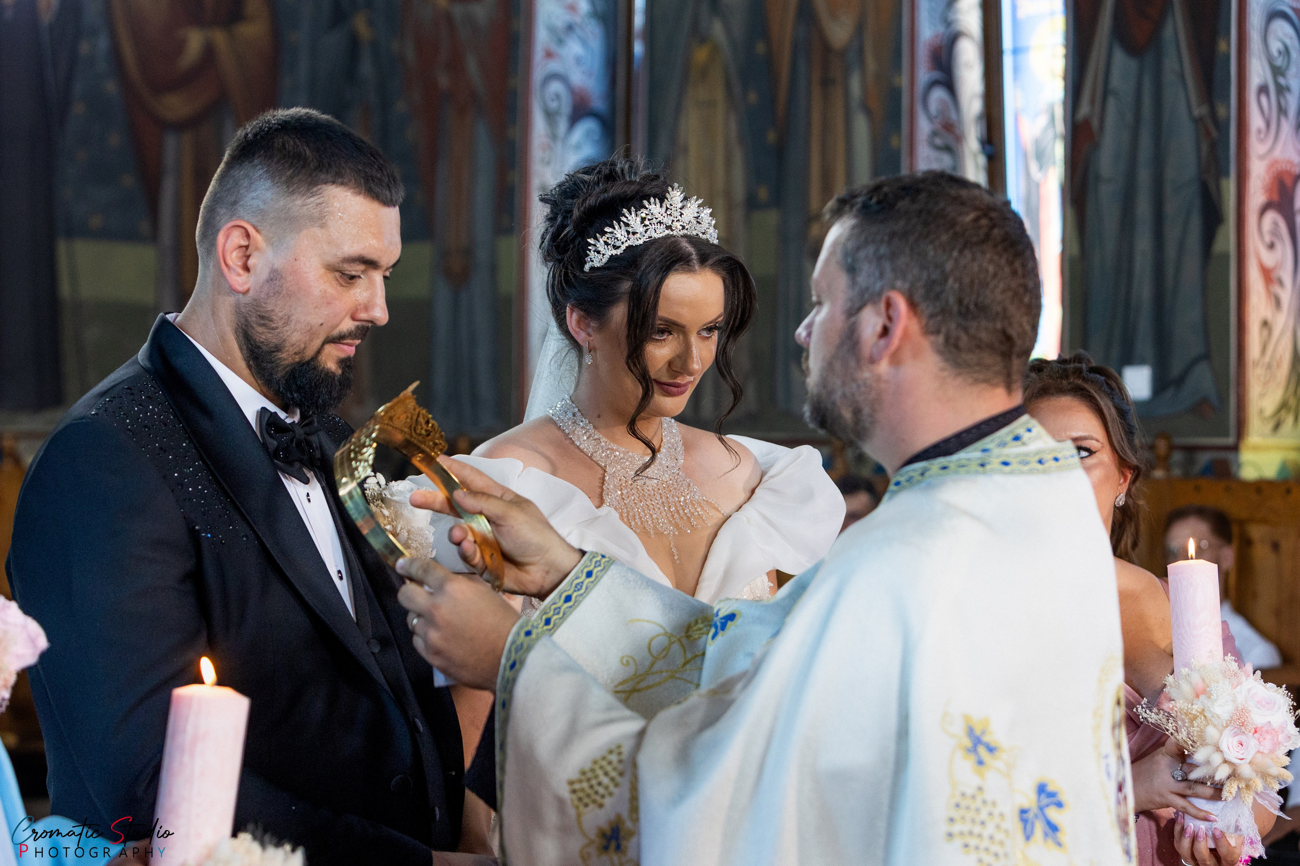 Nunta. Cromatic Studio — Fotograf de nuntă în Târgu Jiu. Emoții reale, povești autentice și amintiri create cu pasiu