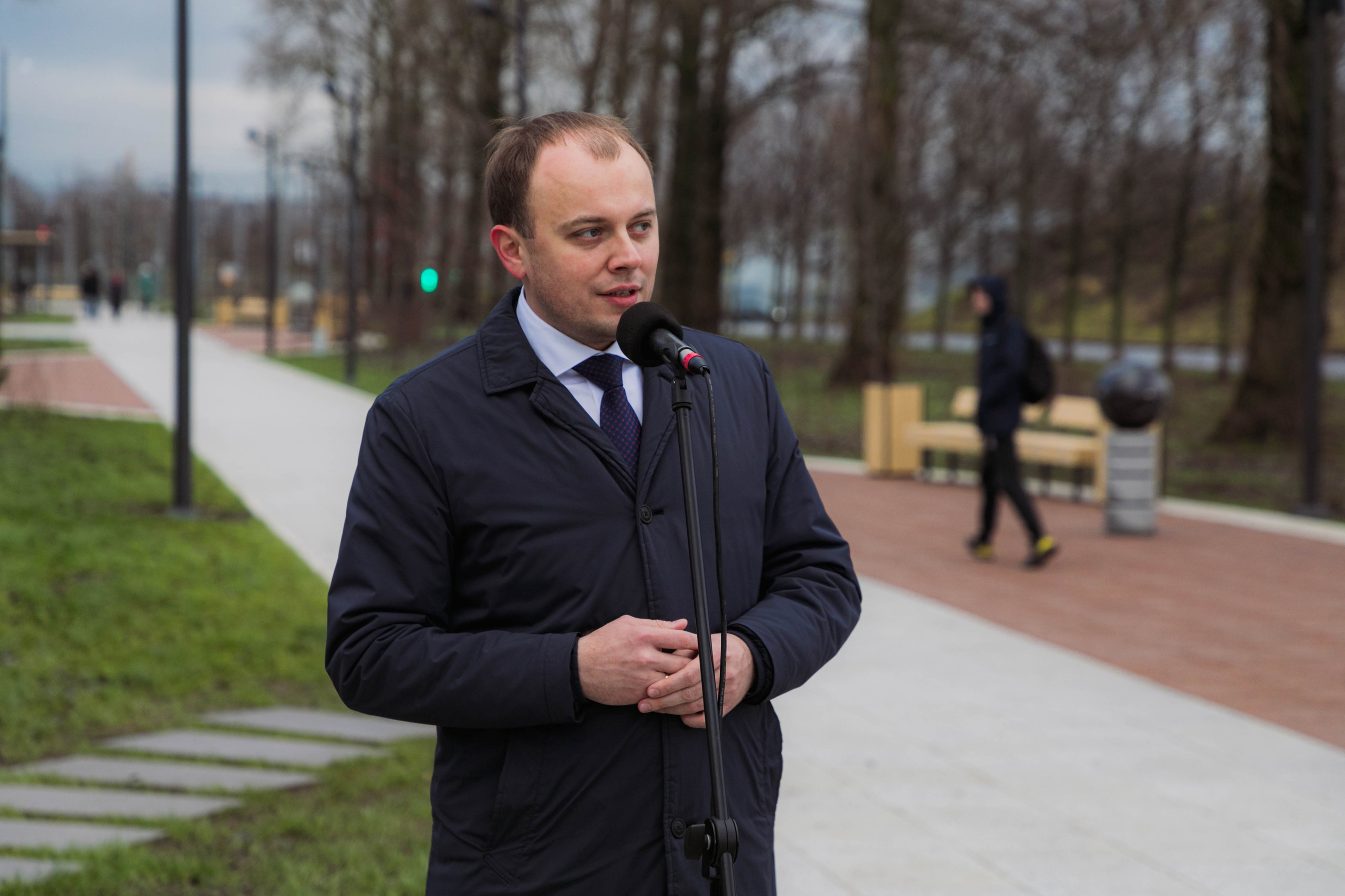 Андрей Хорт на открытие сквера им. Юрия Кнорозова