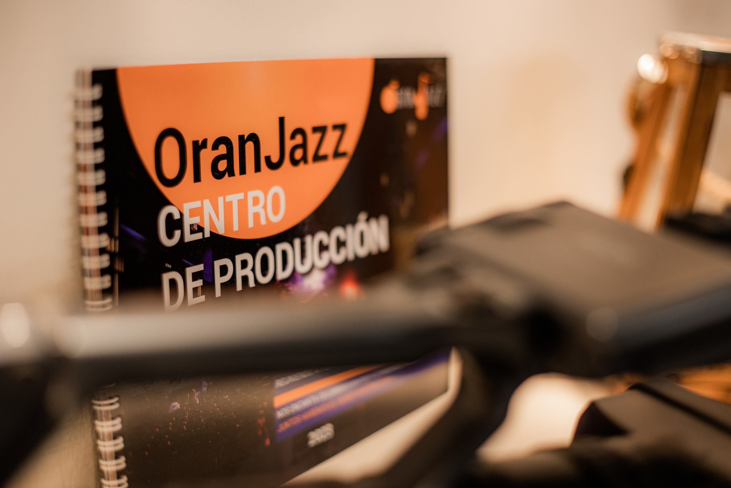 Открытие нового дома OranJazz в Аликанте. Вечеринка «для своих». Volver a oranjazz.com