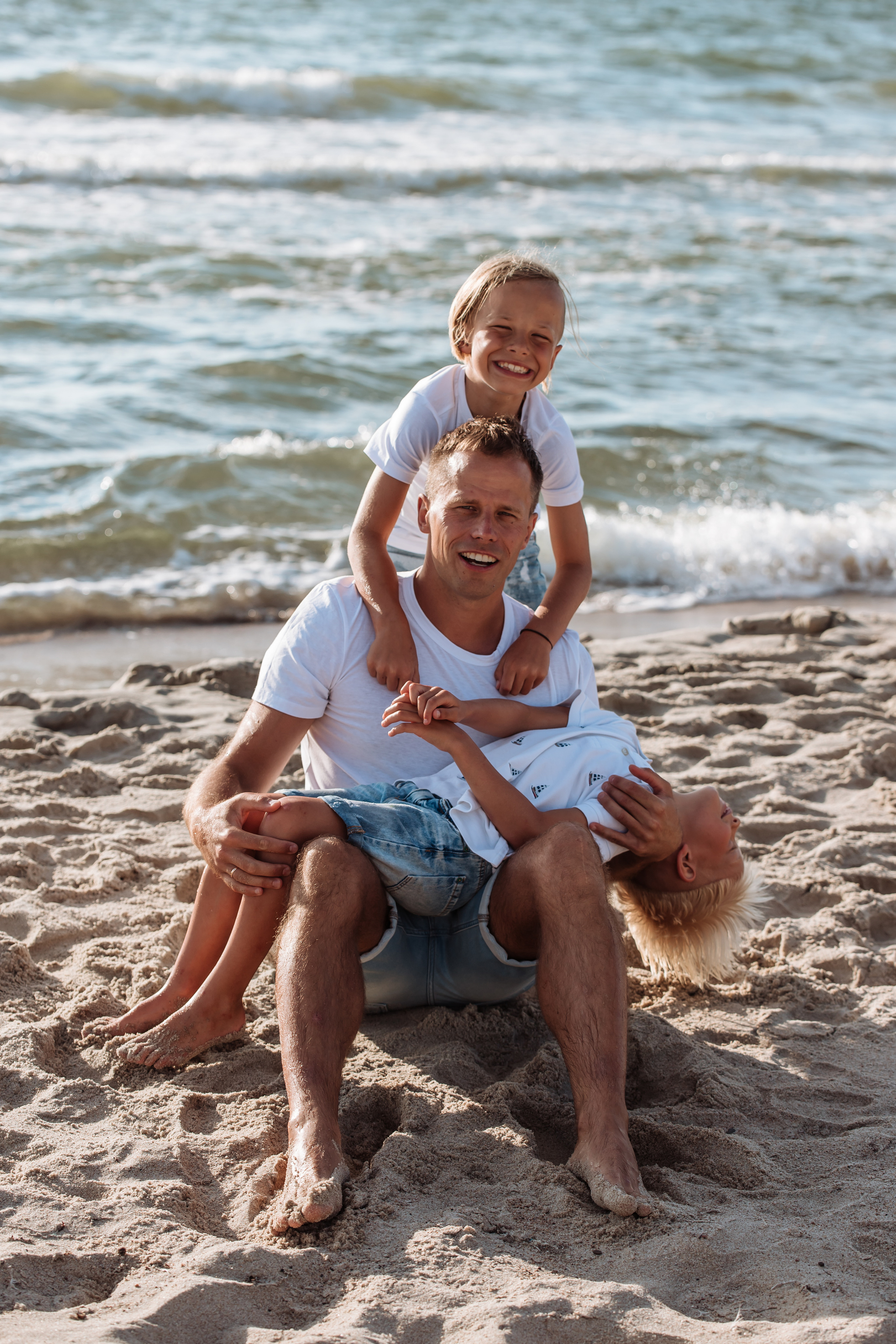 Astos & Justino šeima. Wedding, christening and family photographers in Vilnius, Lithuania