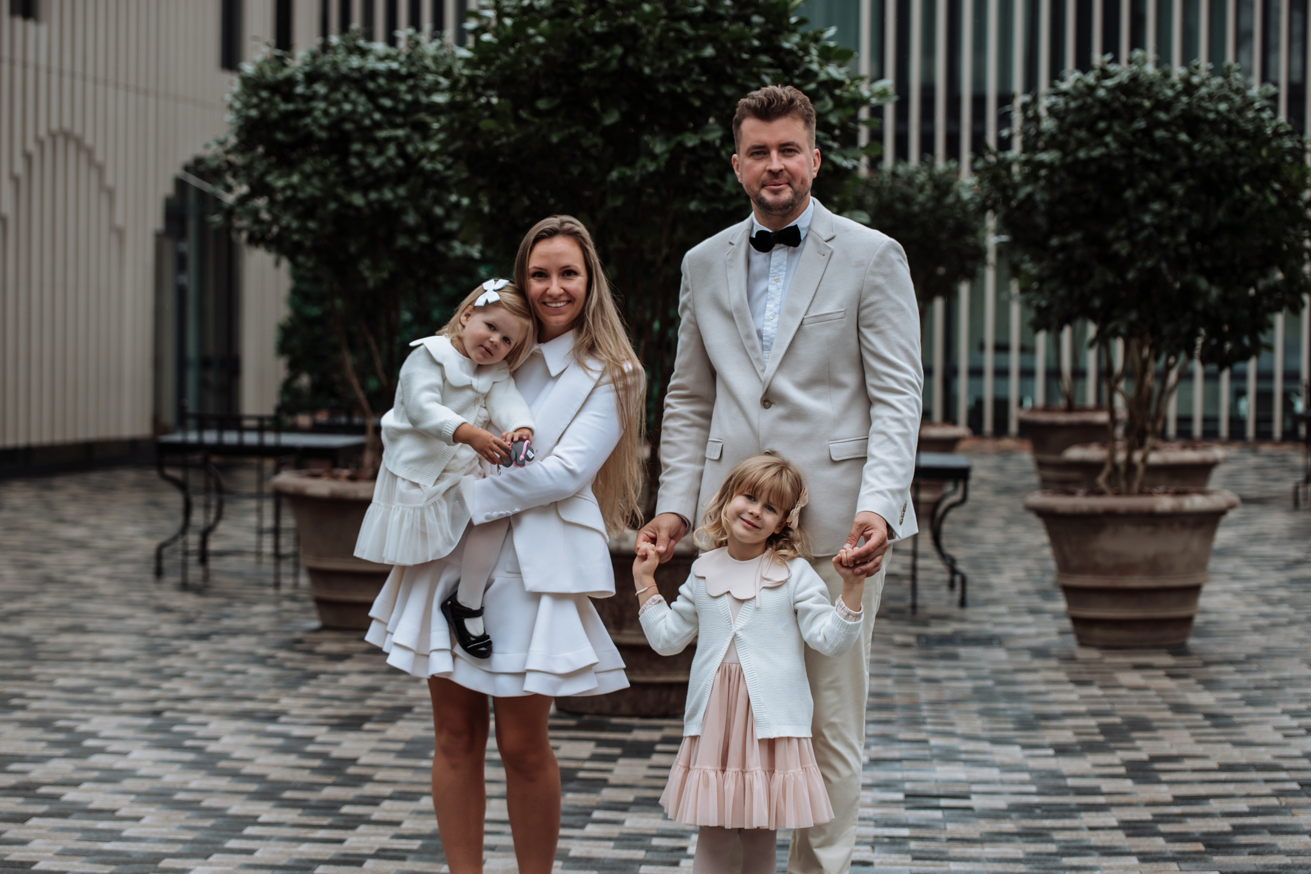 Eleonoros Mortos krikštynos. Wedding, christening and family photographers in Vilnius, Lithuania