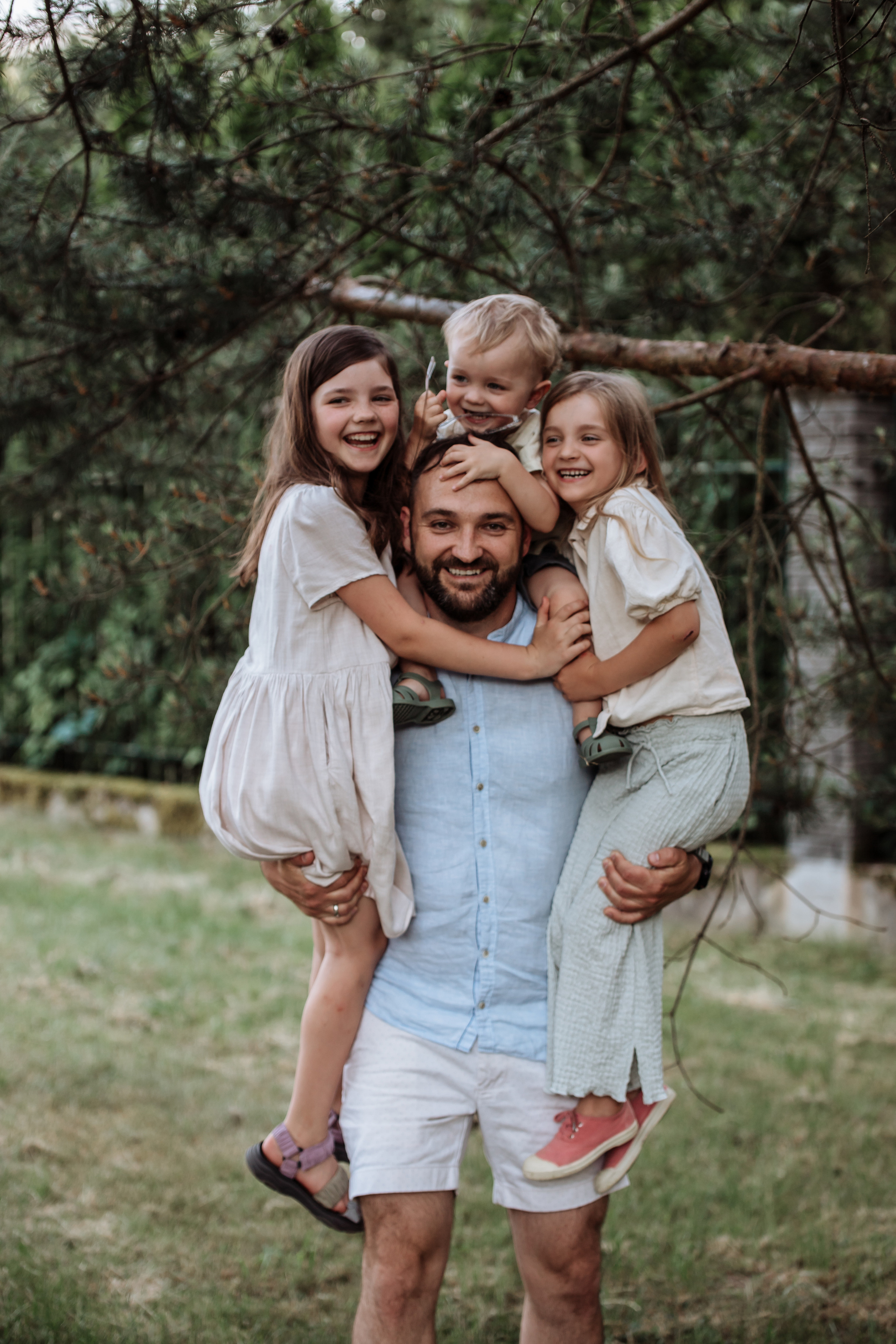 Ilonos & Nerijaus šeima. Wedding, christening and family photographers in Vilnius, Lithuania