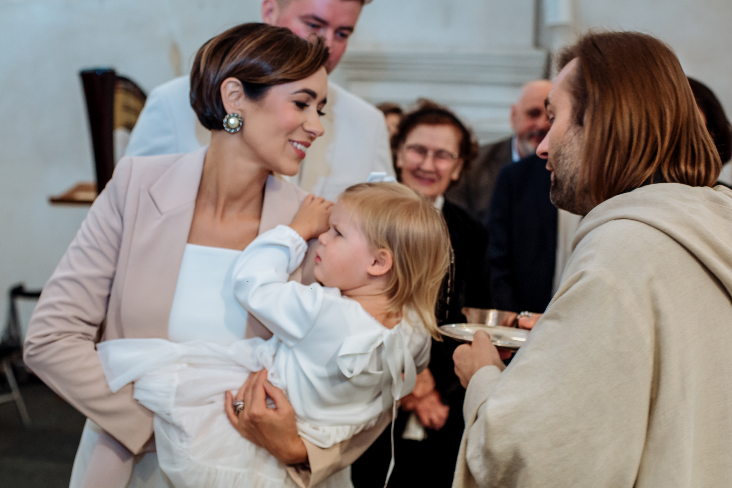 Eleonoros Mortos krikštynos. Wedding, christening and family photographers in Vilnius, Lithuania