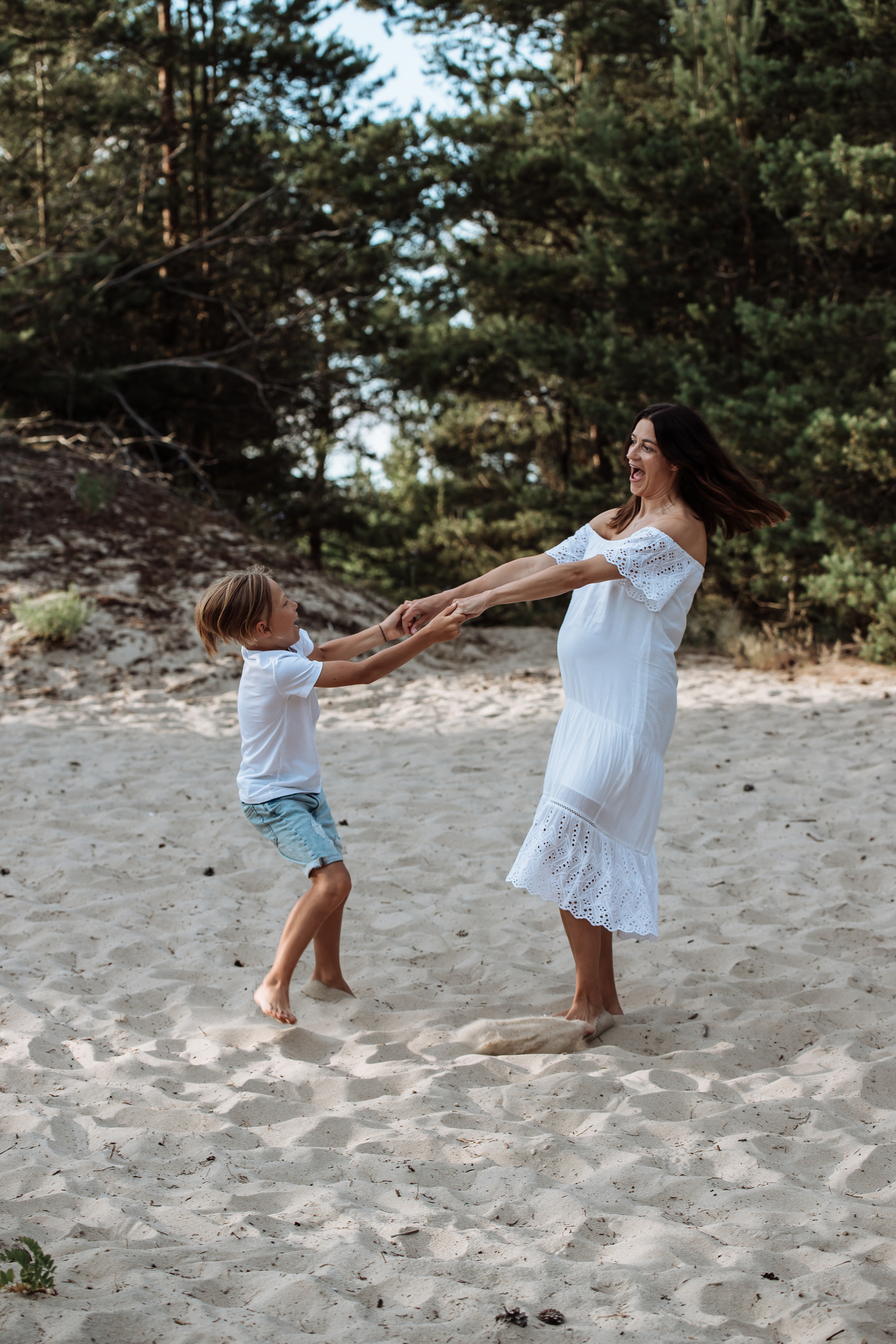 Astos & Justino šeima. Wedding, christening and family photographers in Vilnius, Lithuania