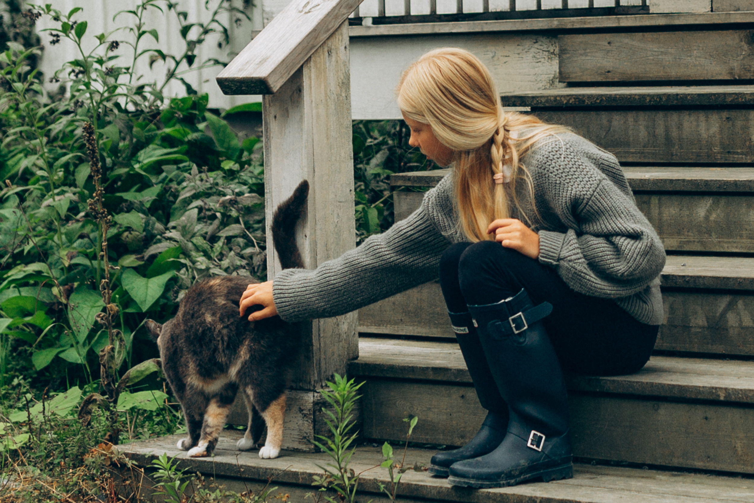 Friend. Family photographer in Stockholm Oksana Matviyiv