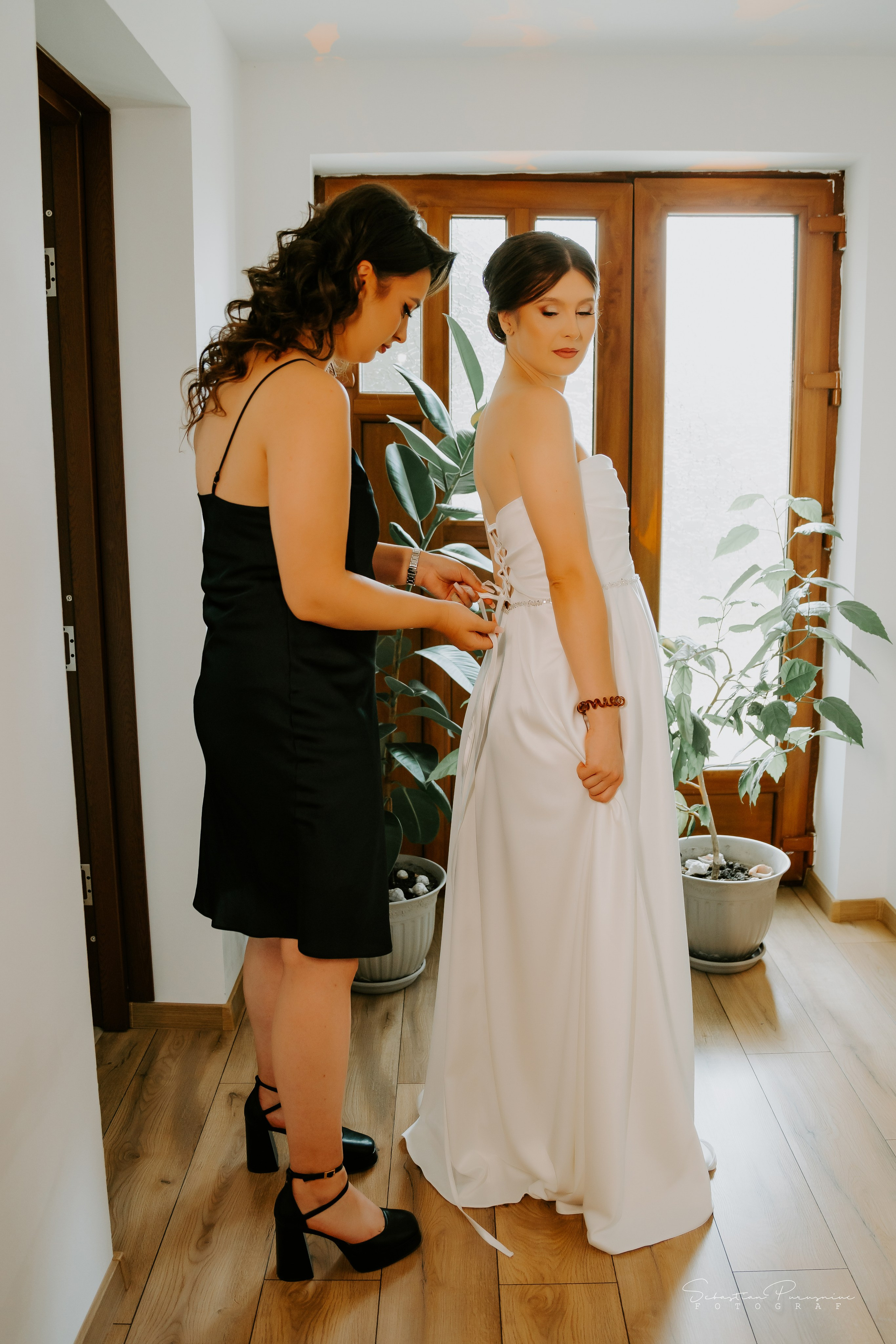 Mădălina & Alexandru. Sebastian Purusniuc Fotograf - Iasi