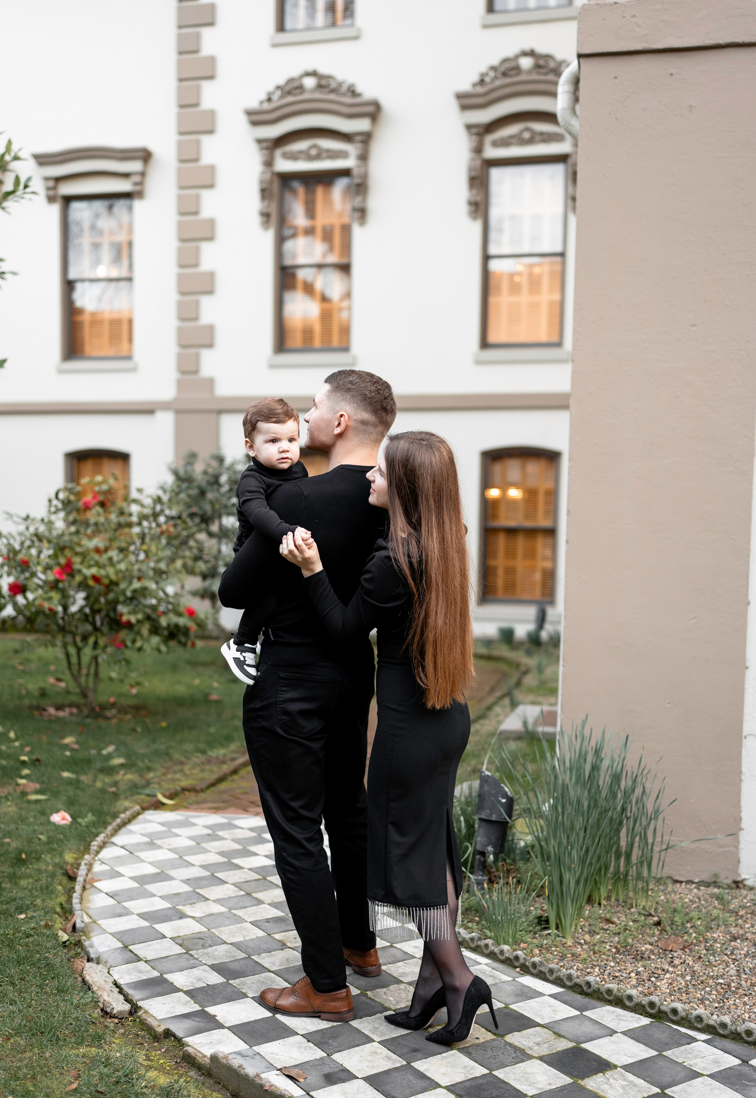 Artem, Nadia & Elisha. Family photographer in Sacramento | Sofia Pavenko