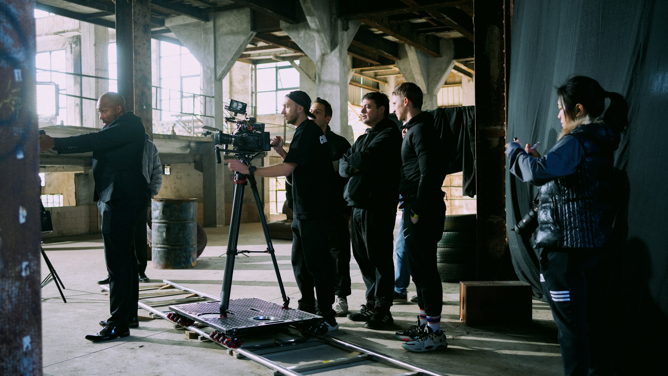 SUITS | Film Backstage. Photographer and videographer in China