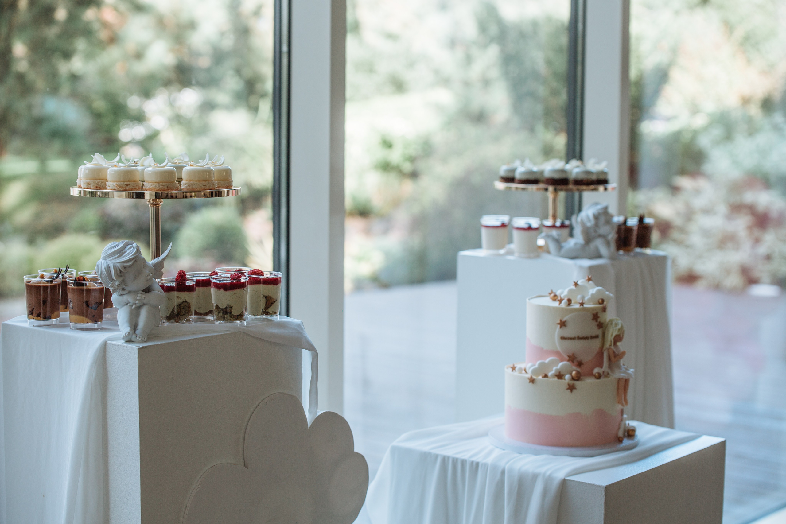 Emilijos krikštynos. Wedding, christening and family photographers in Vilnius, Lithuania