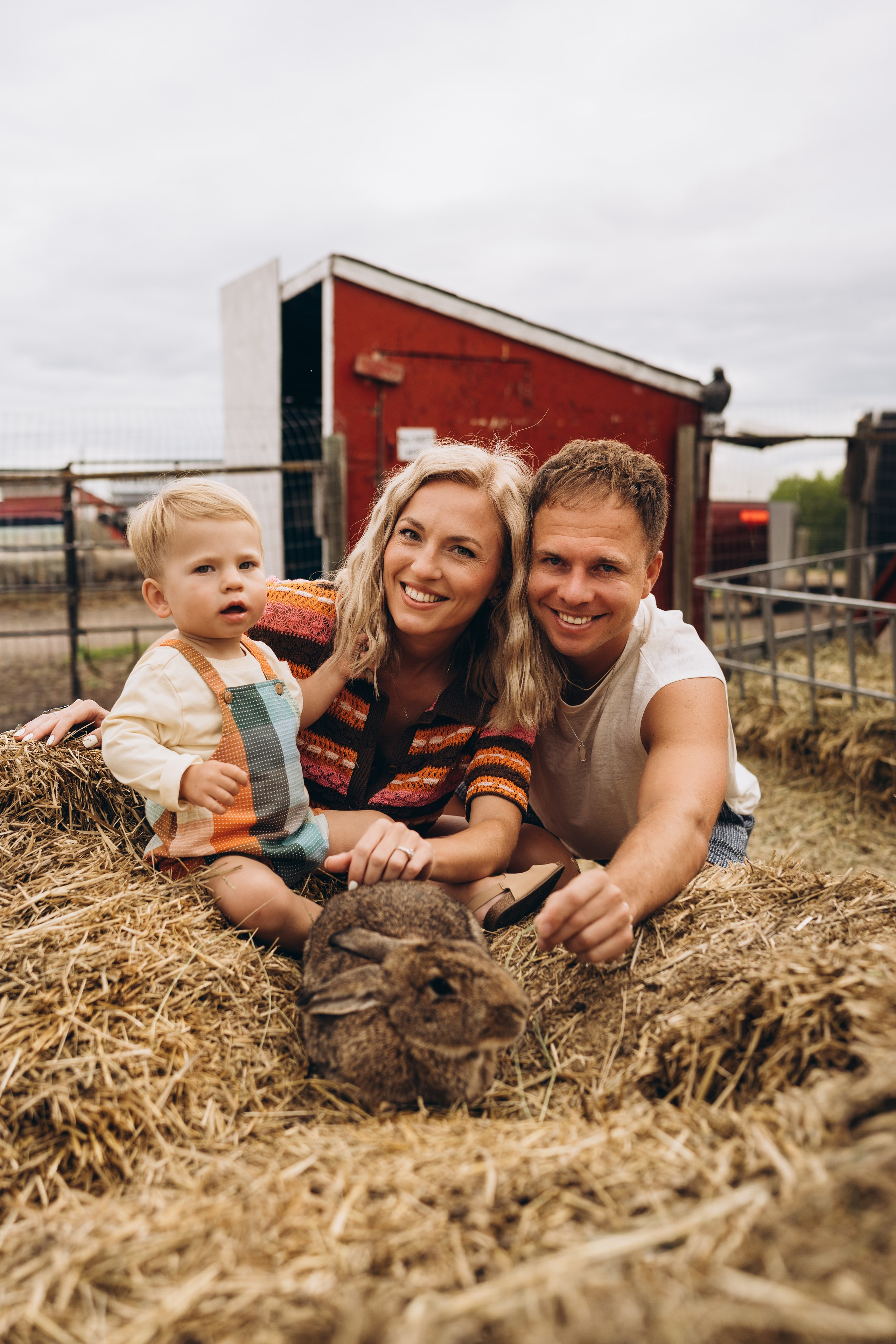 Roksolana & fam. Calgary Wedding & Lifestyle Photographer — Yevhen Polishchuk