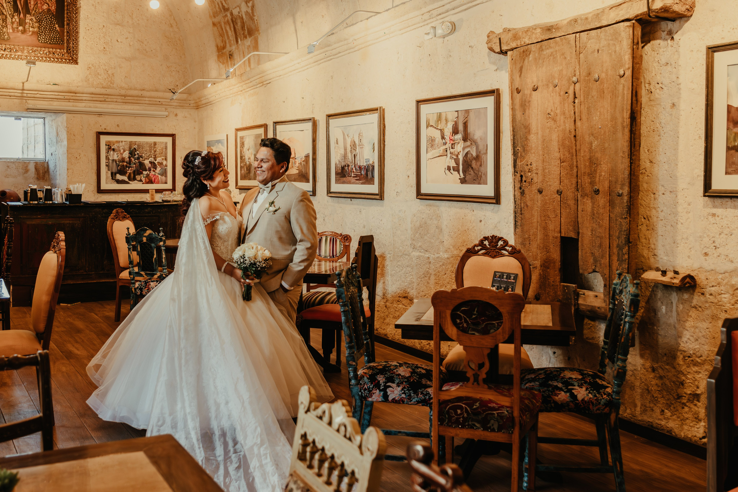 VANESSA + FRANKLIN BODA RELIGIOSA. Studio KVTA | Fotografía y Video de Bodas en Arequipa