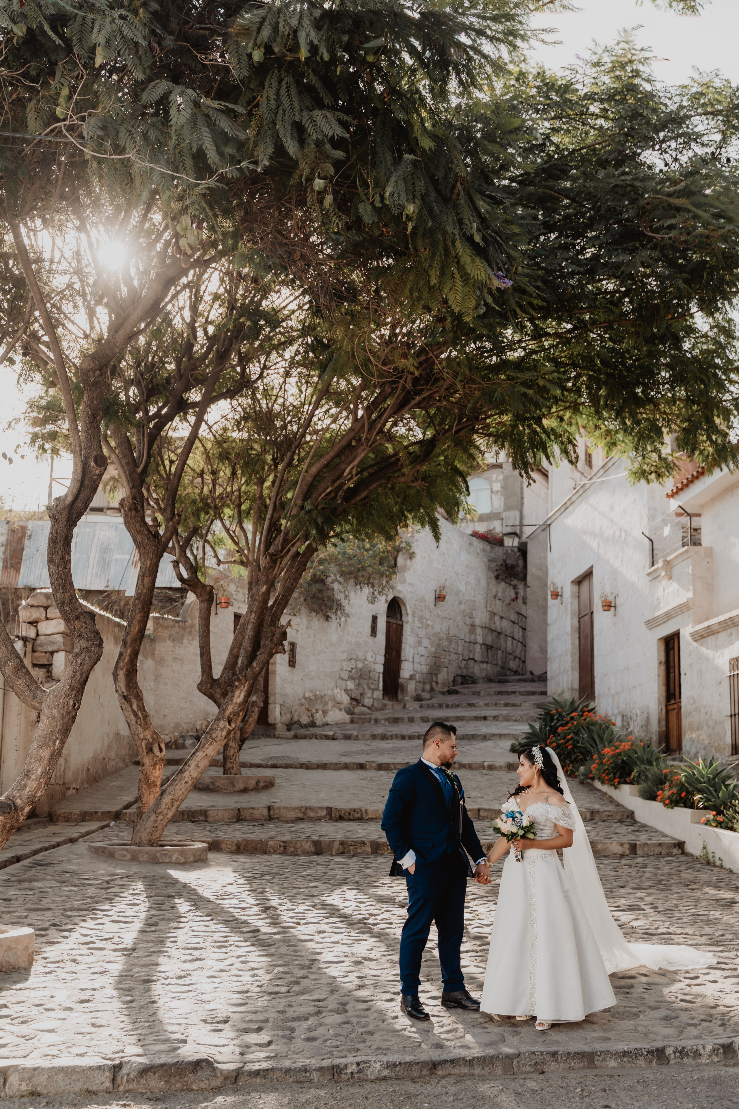 GABRIELA + JORGE | BODA CIVIL RELIGIOSA. Studio KVTA | Fotografía y Video de Bodas en Arequipa