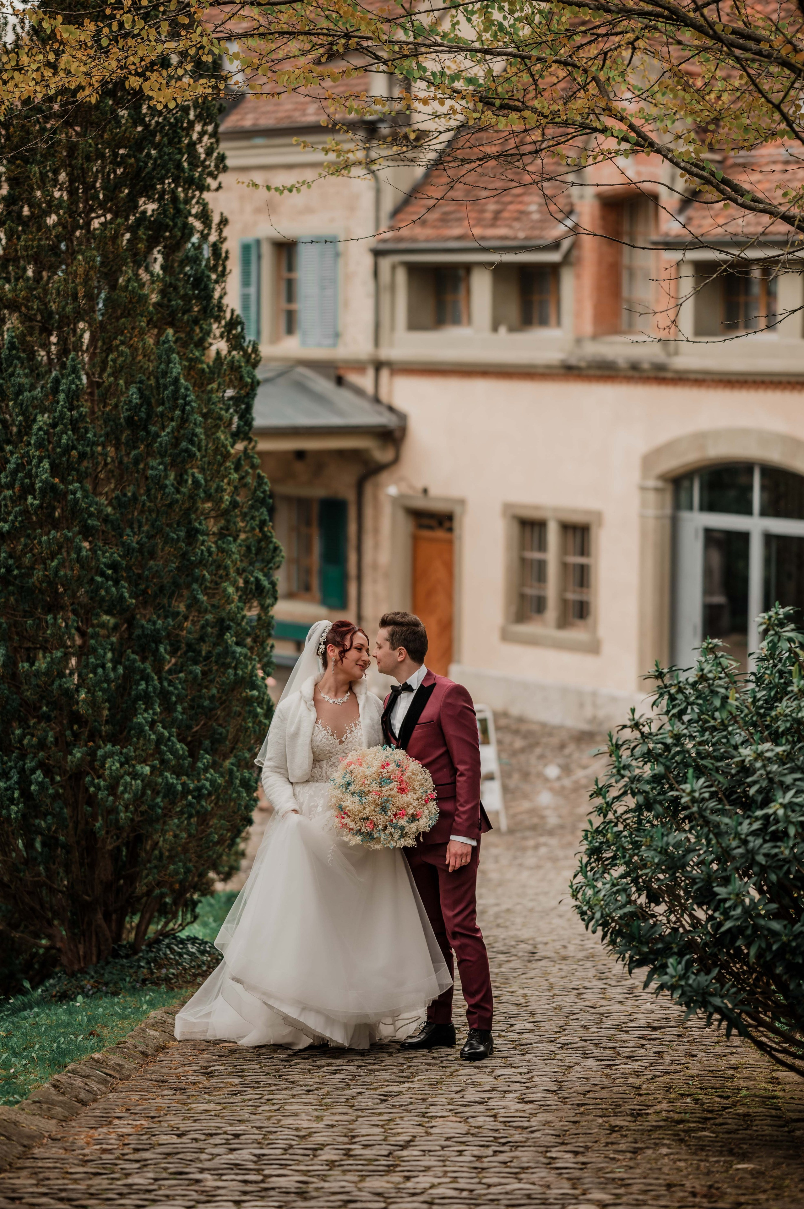 Hochzeit in Bern – Ella & Adrian. Authentische, emotionale, zeitlose Hochzeitsfotografie aus Albstadt