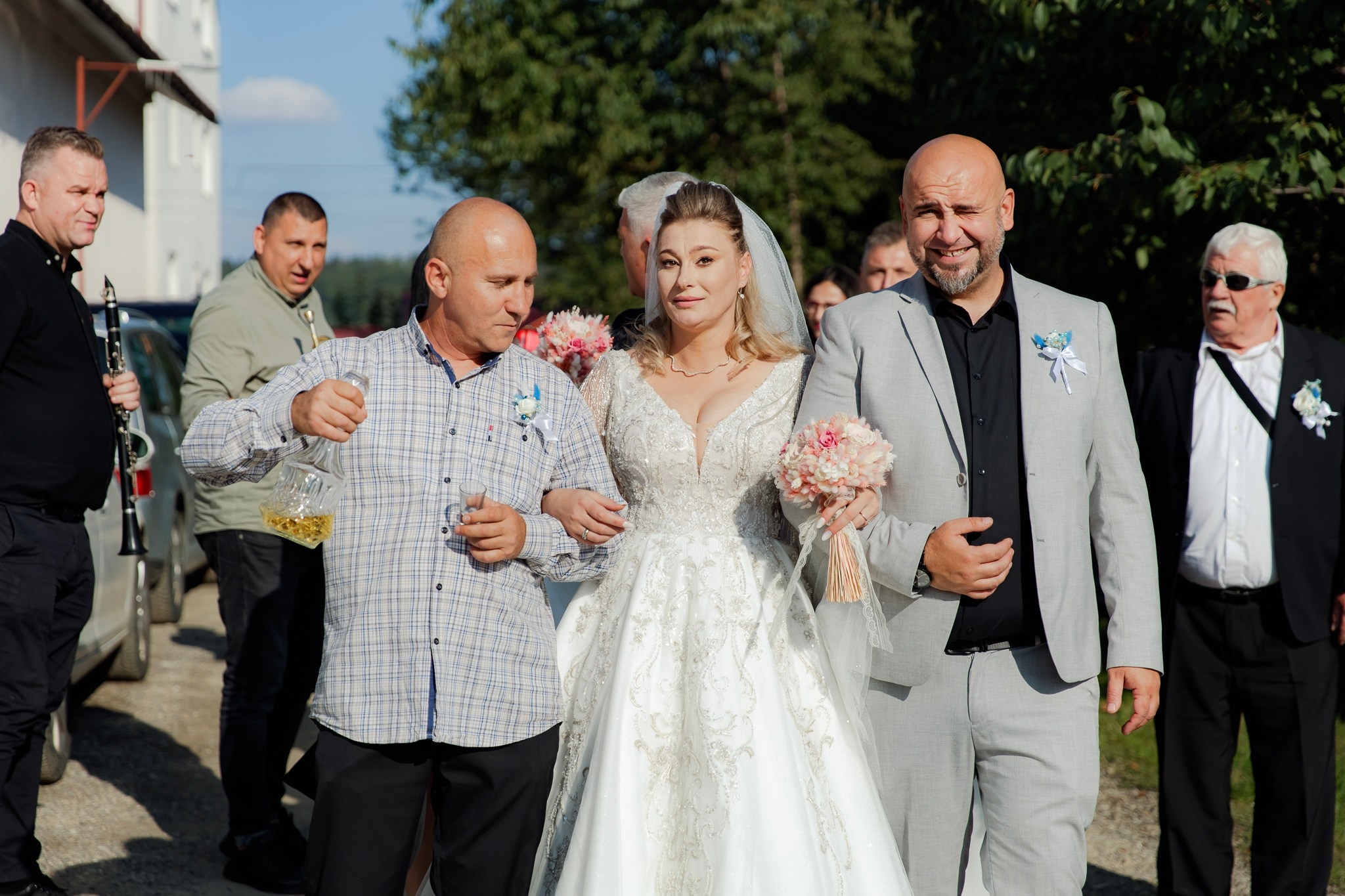 Mihai & Oana. Servicii foto-video profesionale, pentru momente de neuitat