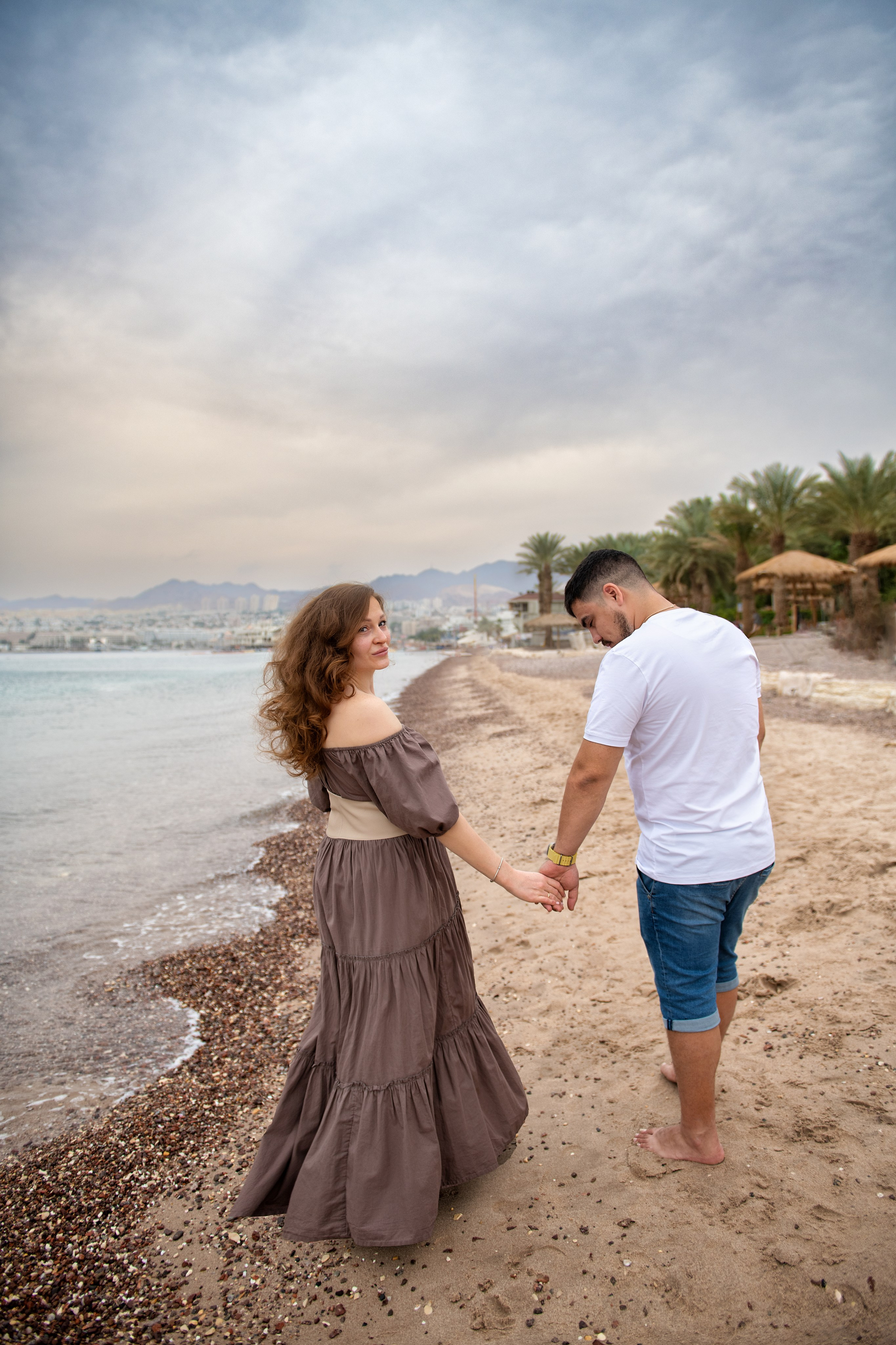 On the sea beach_newborn. Семейный детский беременности love-story фотограф Эйлат Израиль Ольга Амчиславски