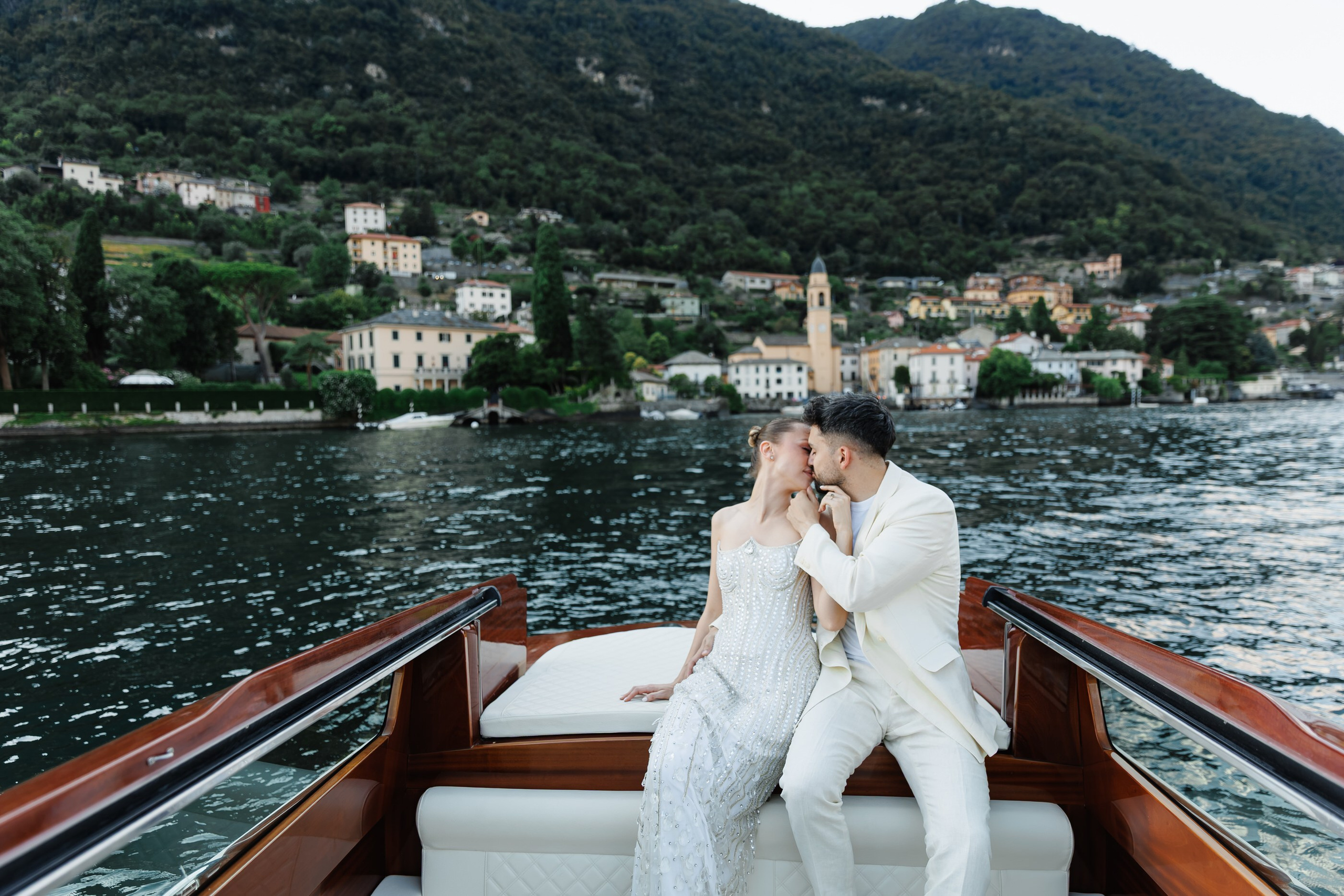 Cununie Iulia & Bruni. Wedding Photographer in Bucharest — Manu Ivanciu | Baptism photographer