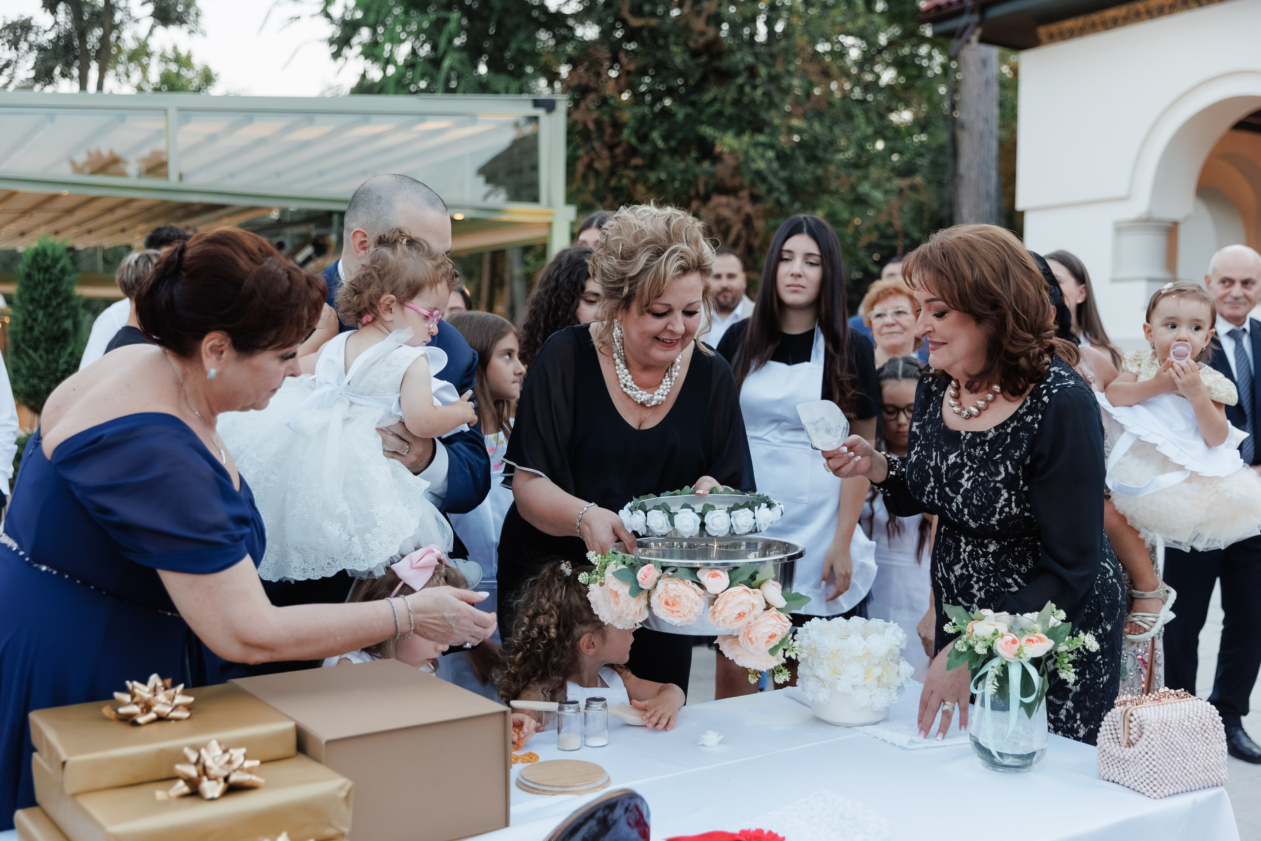 ADELINA & STEFAN CIVIL WEDDING. Wedding Photographer in Bucharest — Manu Ivanciu | Baptism photographer