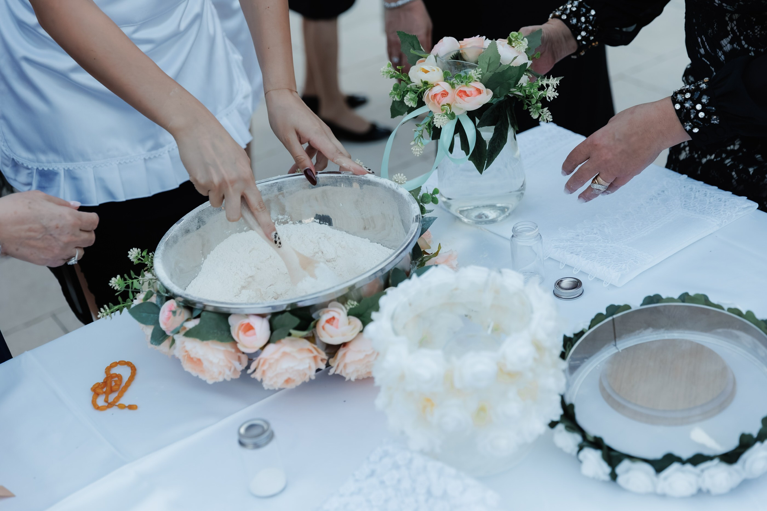 ADELINA & STEFAN CIVIL WEDDING. Wedding Photographer in Bucharest — Manu Ivanciu | Baptism photographer