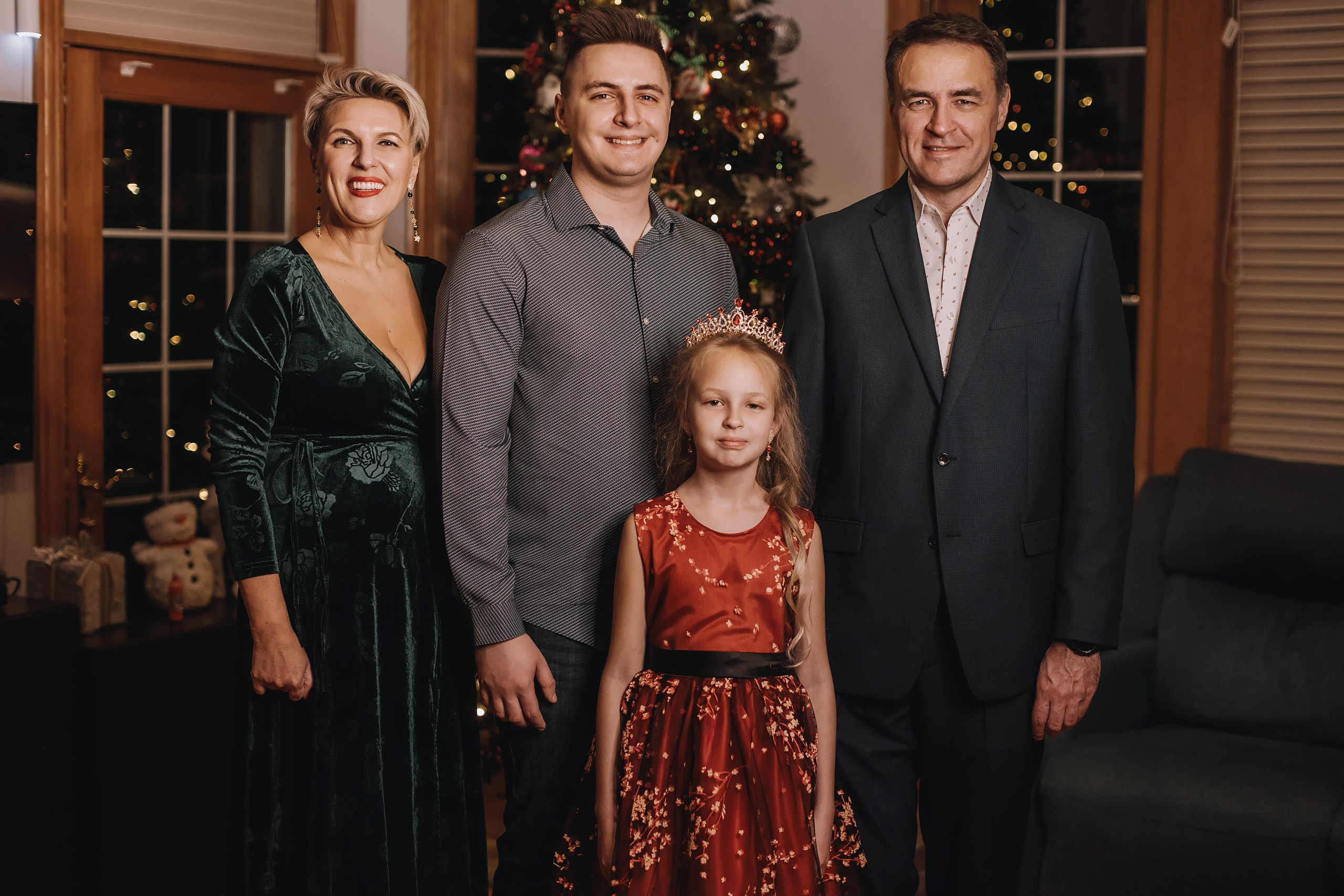 25.11.2023 Christmas Photoshoot 2. Wedding family event photographer in Chicago Nick Yushevich