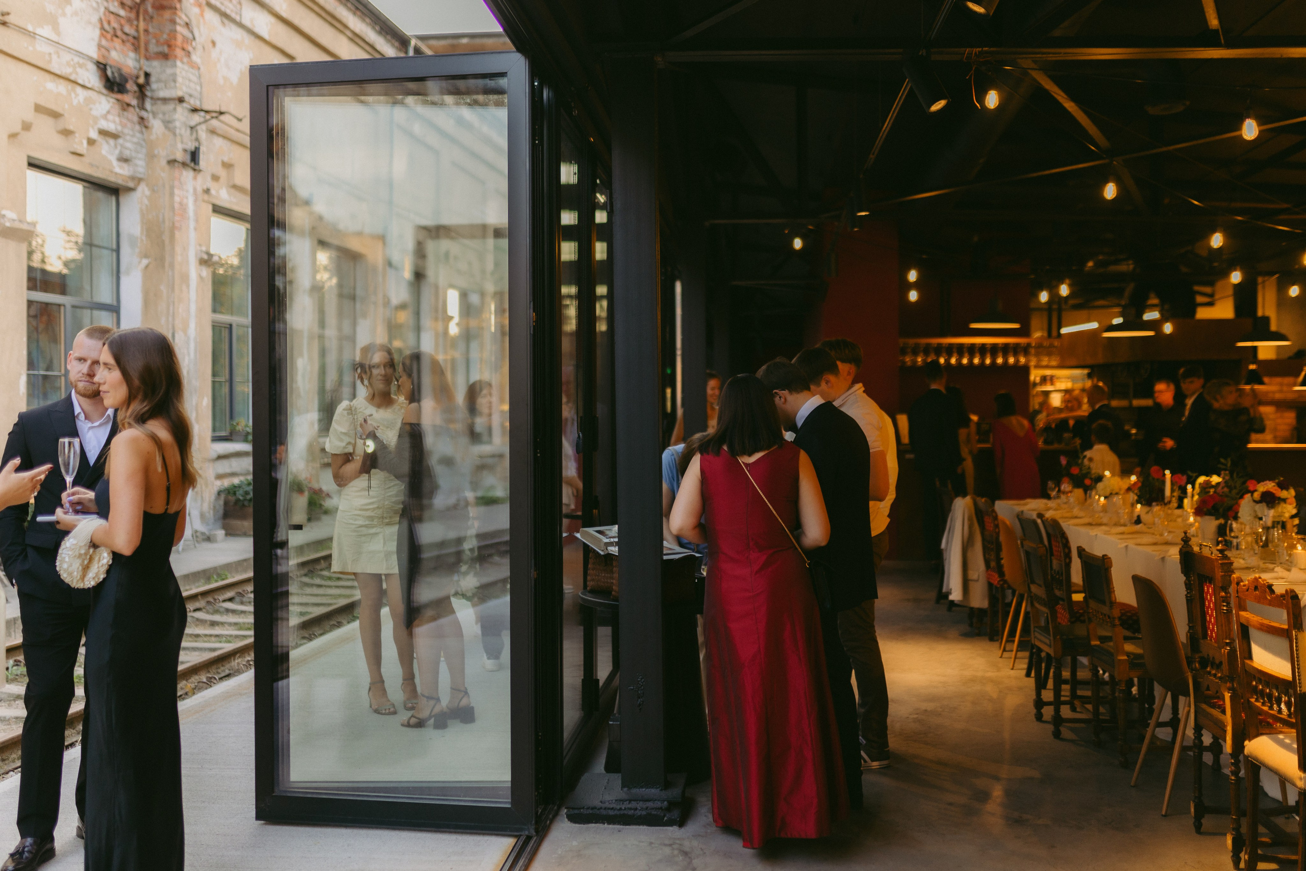 Miglė ir Mindaugas | 2024 | MIESTO VESTUVĖS. Vestuvių ir šeimų fotografė Lena Bondarenko / belove photo